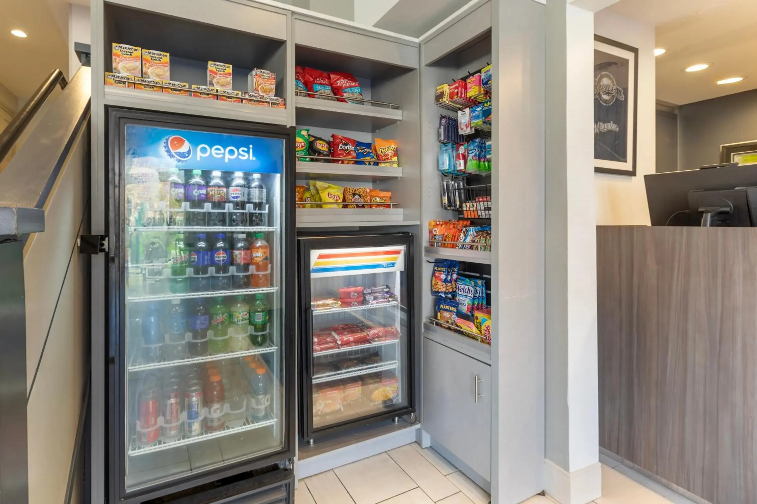 Restaurant/places to eat in Best Western Plus Milwaukee West Restaurant/places to eat in Best Western Plus Milwaukee West