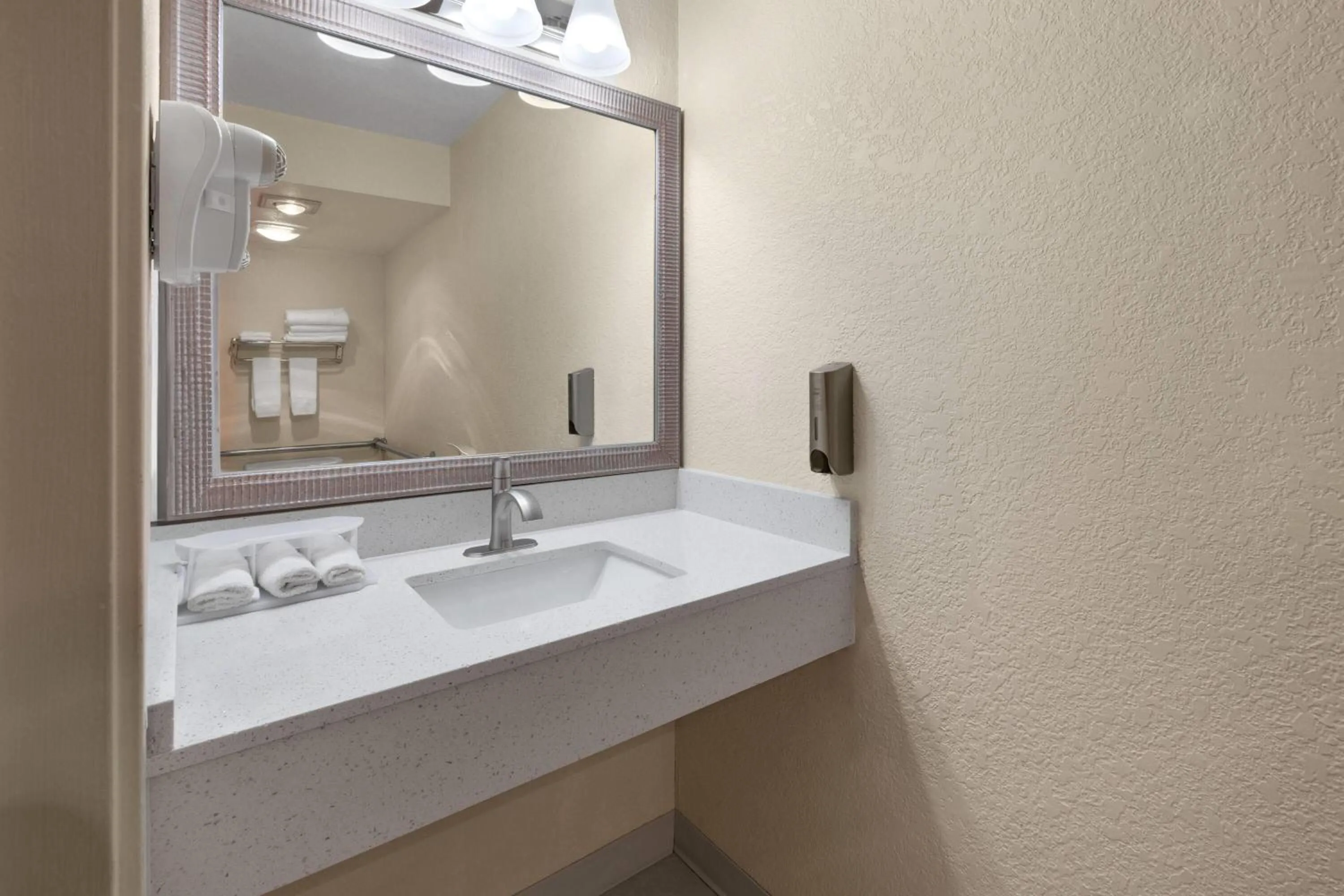 Bathroom in Days Inn by Wyndham Mackinaw City - Bridgeview Area
