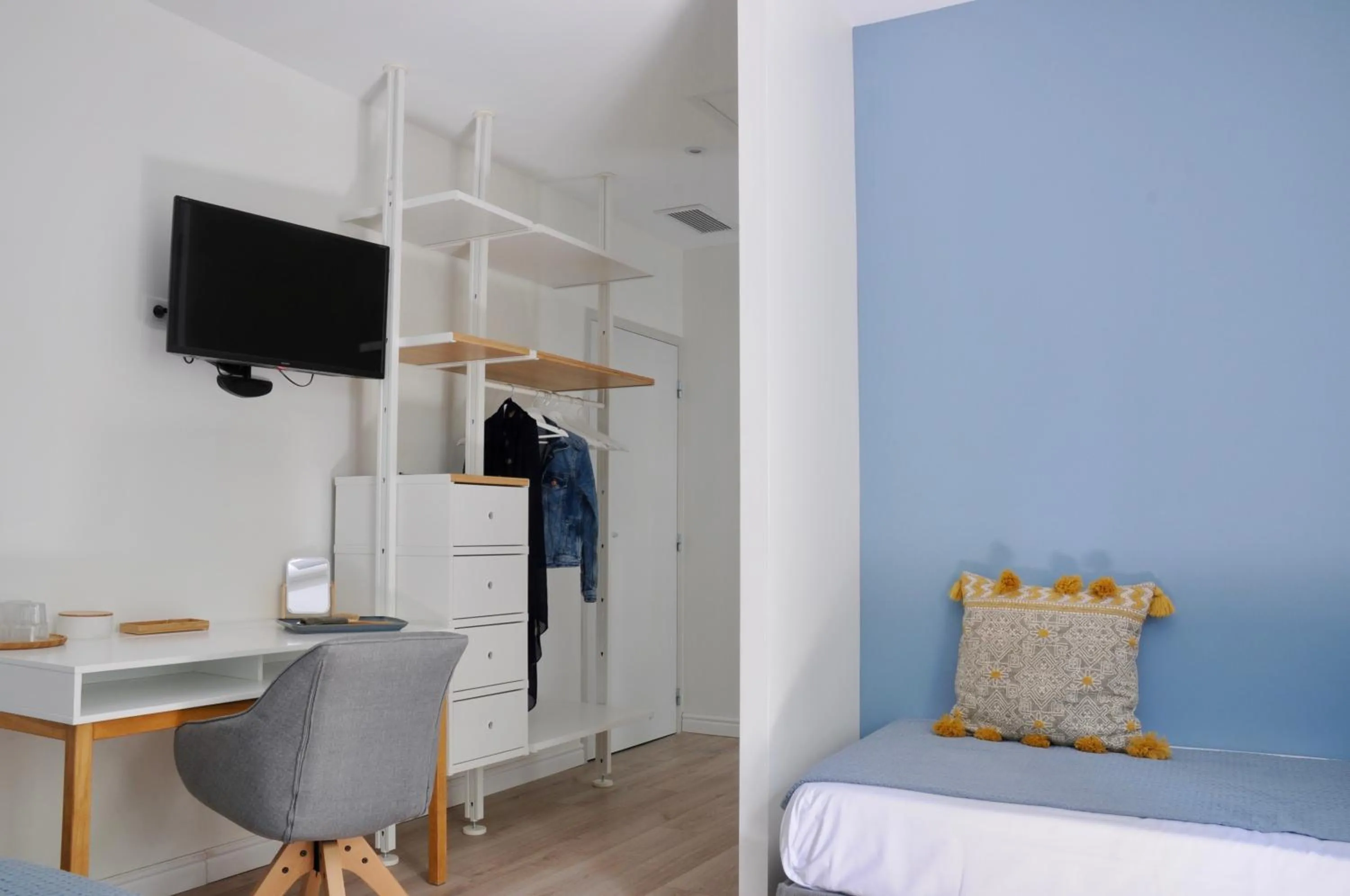 TV and multimedia, Bed in Domaine de Selhac