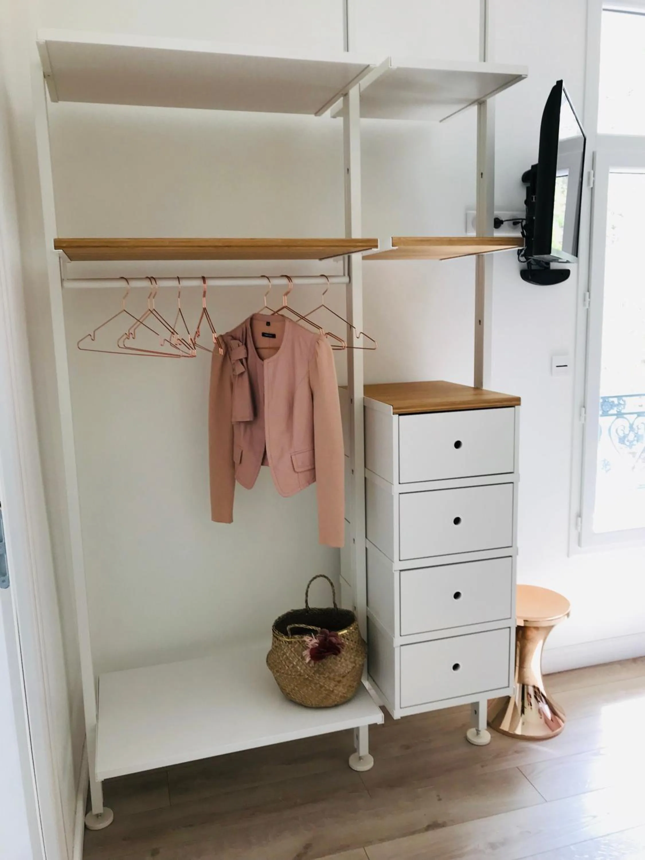 wardrobe in Domaine de Selhac