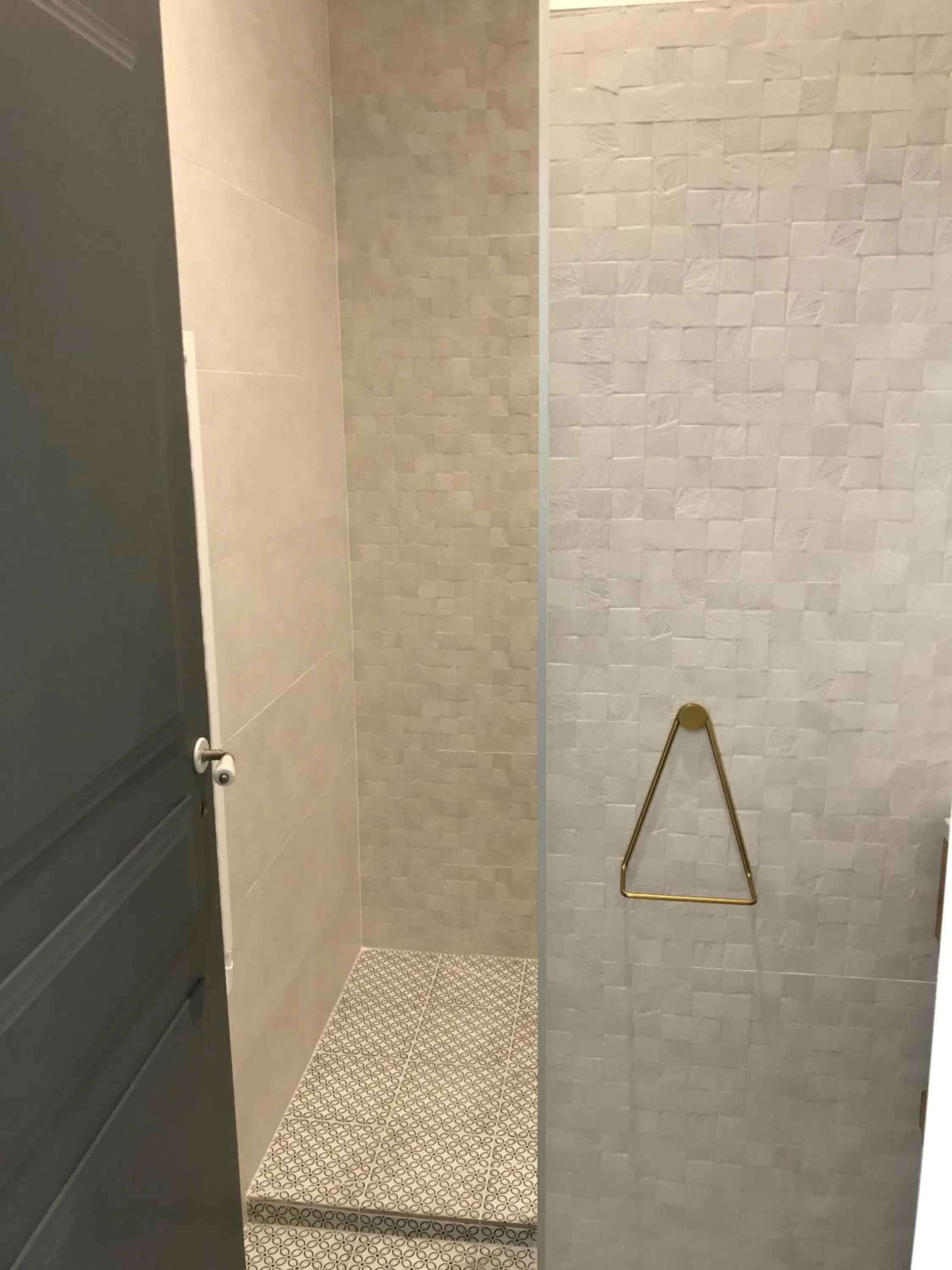 Shower in Domaine de Selhac