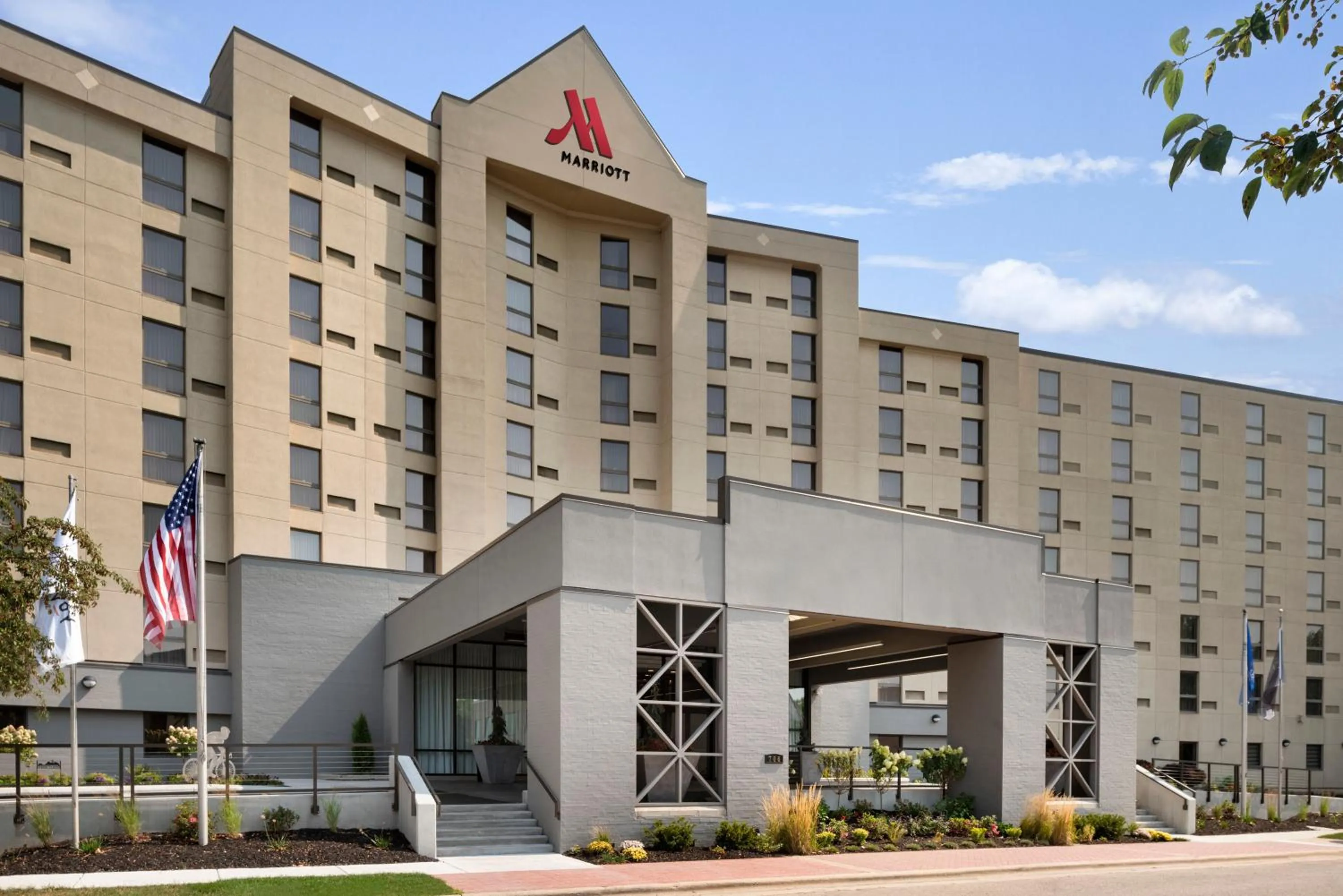 Property building in Madison Marriott South