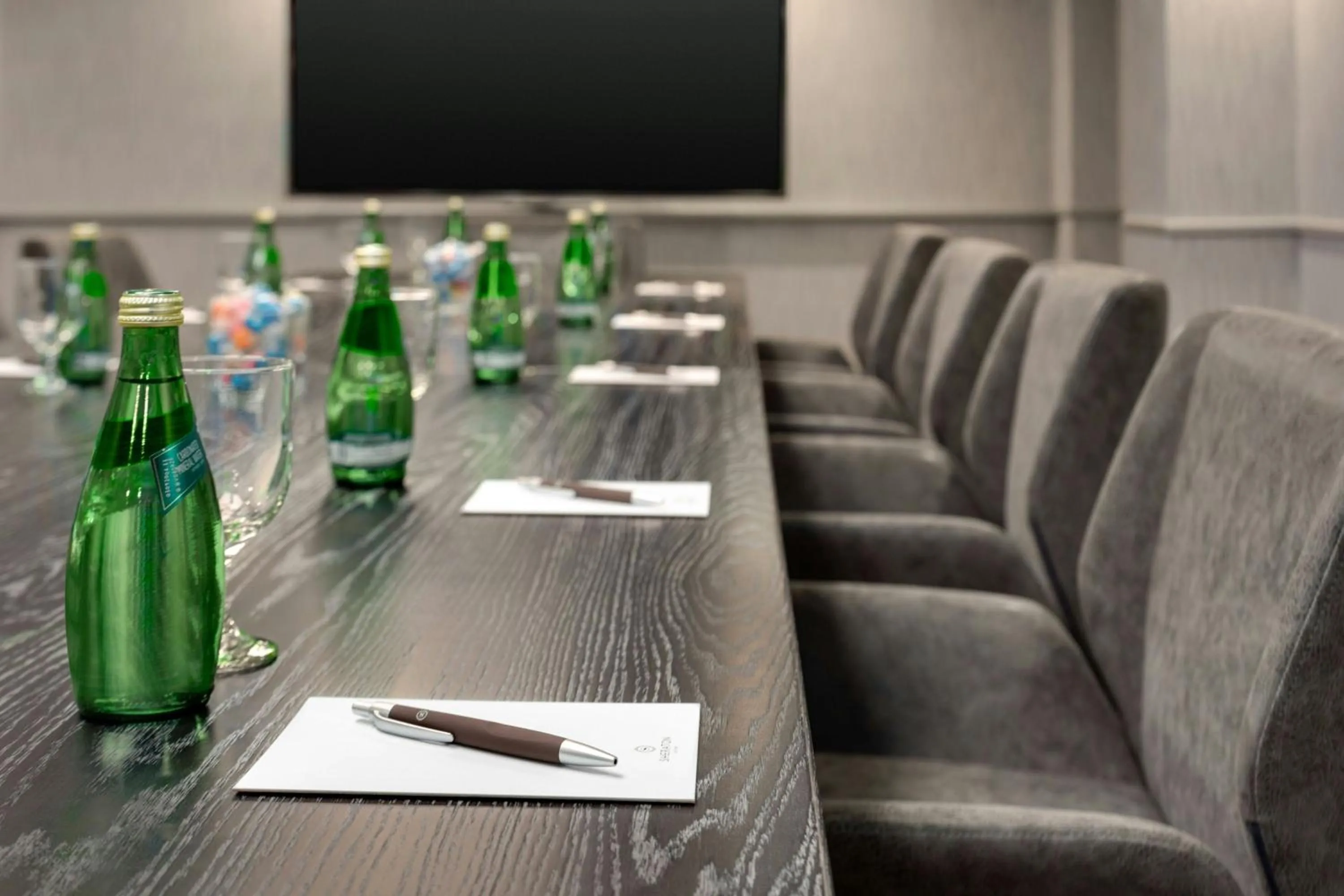 Meeting/conference room in Madison Marriott South