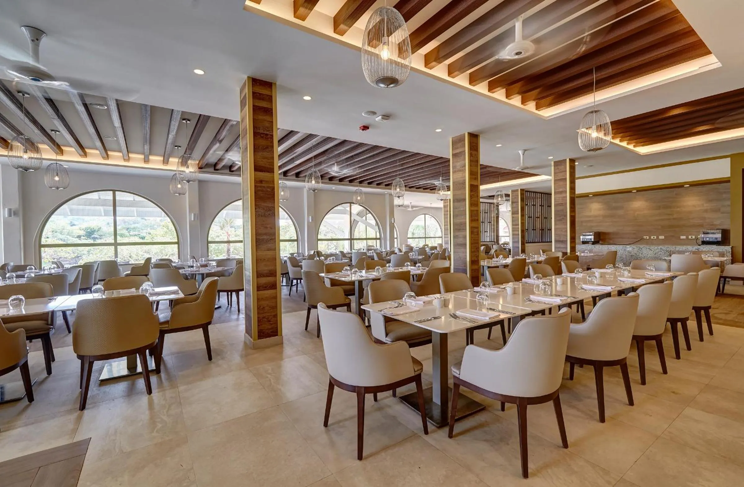 Restaurant/places to eat in Royalton Grenada, An Autograph Collection All-Inclusive Resort