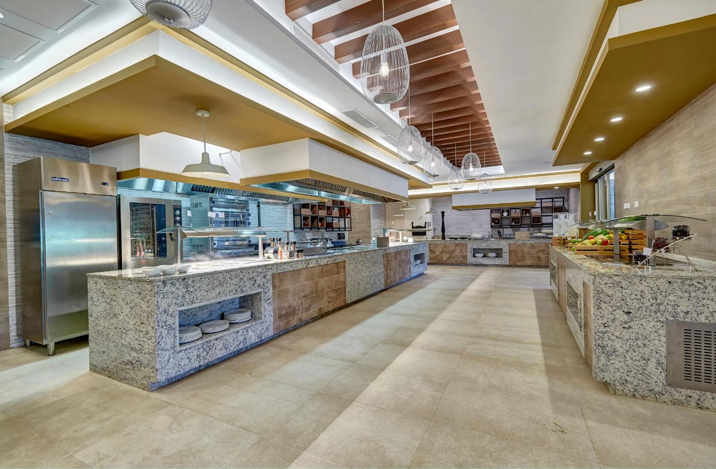 Restaurant/places to eat in Royalton Grenada, An Autograph Collection All-Inclusive Resort