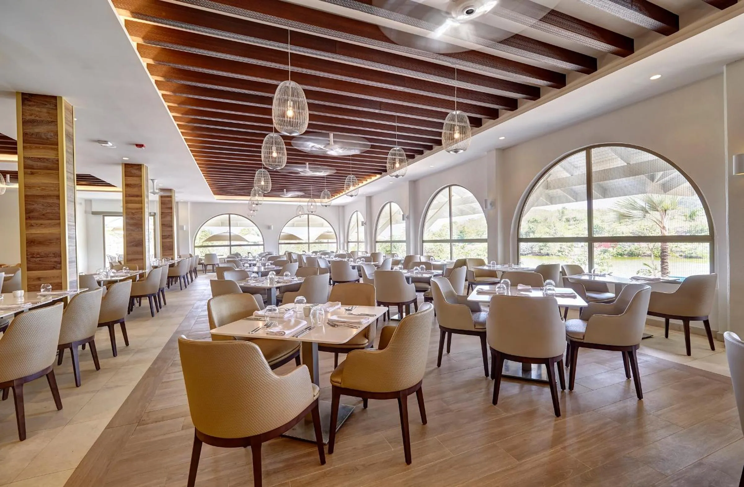 Restaurant/places to eat in Royalton Grenada, An Autograph Collection All-Inclusive Resort