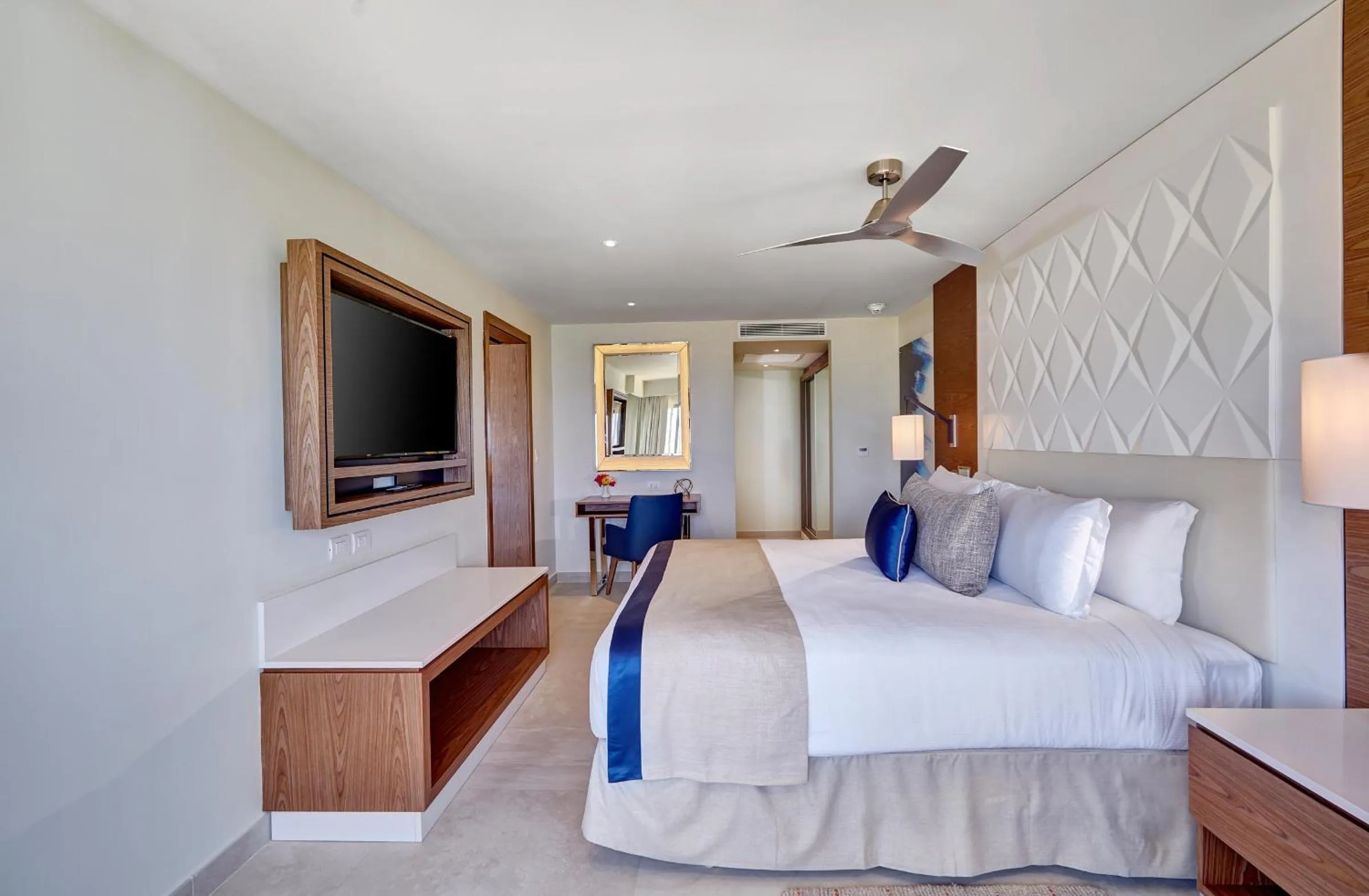 Bed in Royalton Grenada, An Autograph Collection All-Inclusive Resort