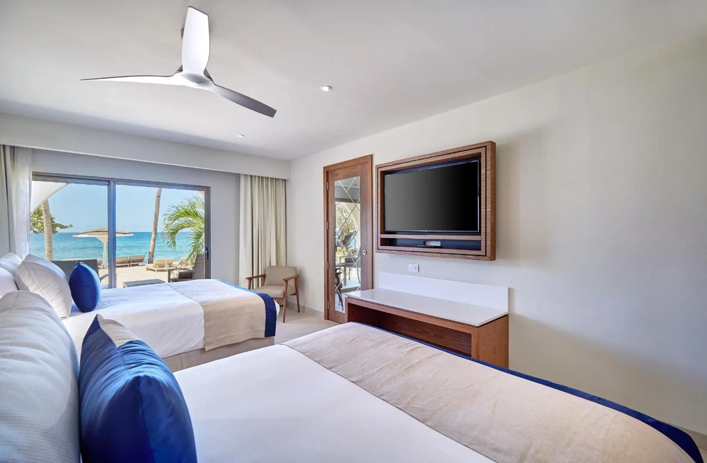 Luxury Room Ocean Front - single occupancy in Royalton Grenada, An Autograph Collection All-Inclusive Resort Luxury Room Ocean Front - single occupancy in Royalton Grenada, An Autograph Collection All-Inclusive Resort
