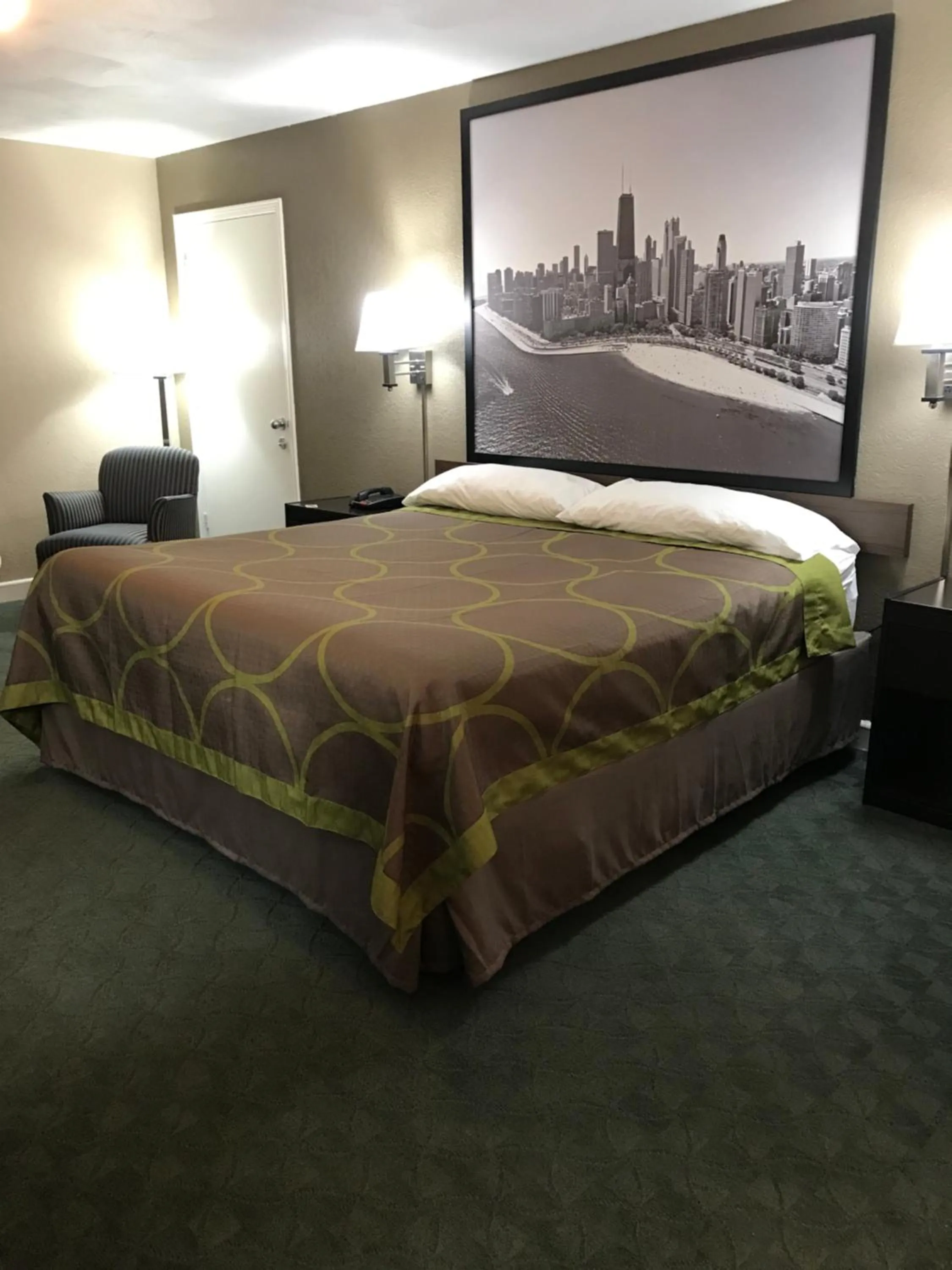 Super 8 by Wyndham Taylorville IL