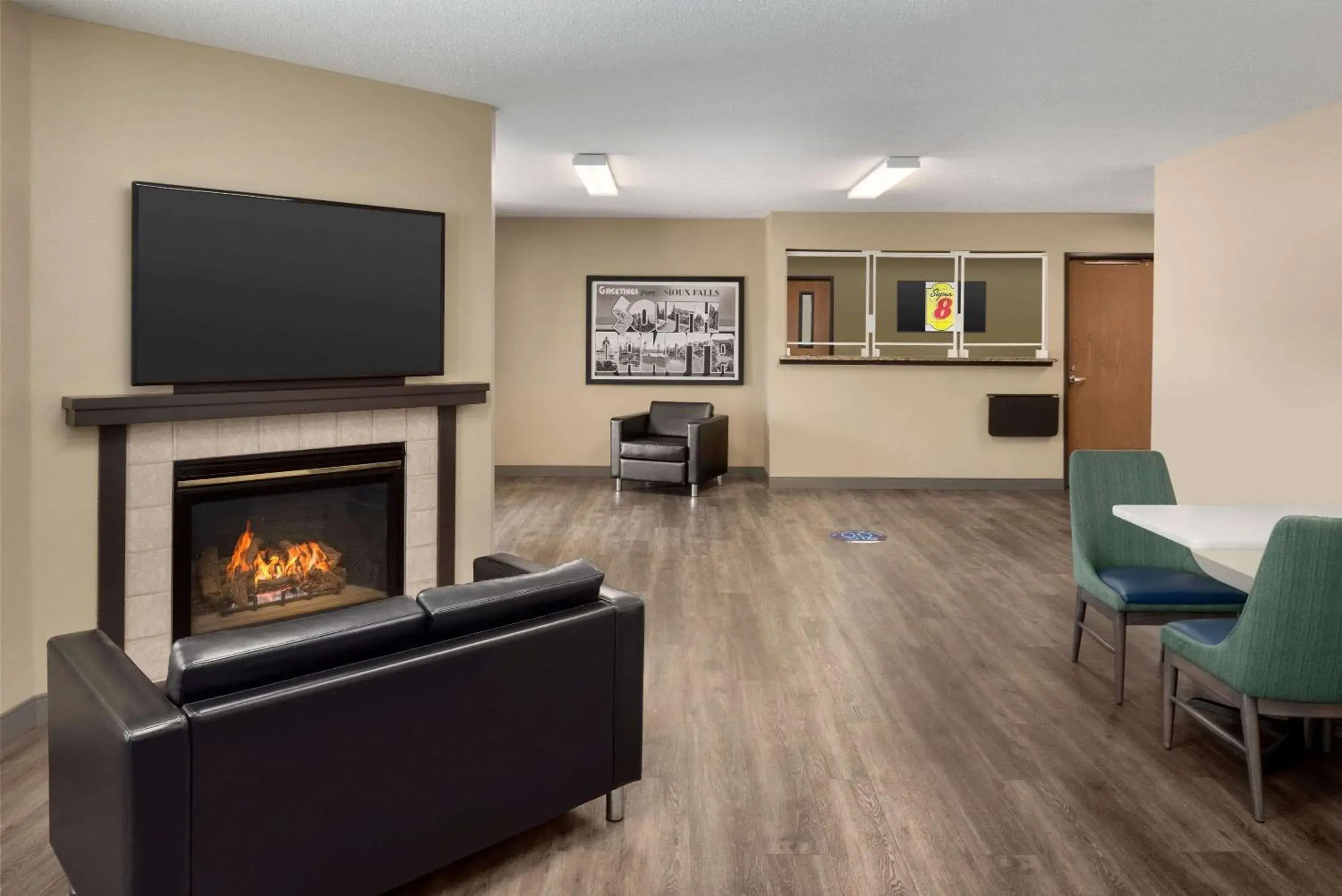 Lobby or reception in Super 8 by Wyndham Sioux Falls Lobby or reception in Super 8 by Wyndham Sioux Falls