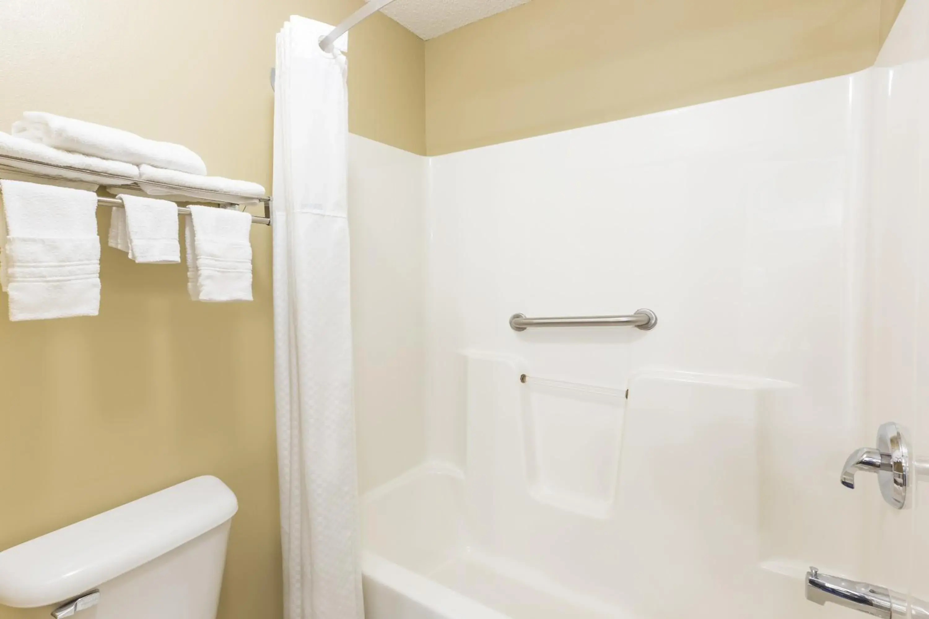 Bathroom in Super 8 by Wyndham Sioux Falls Bathroom in Super 8 by Wyndham Sioux Falls