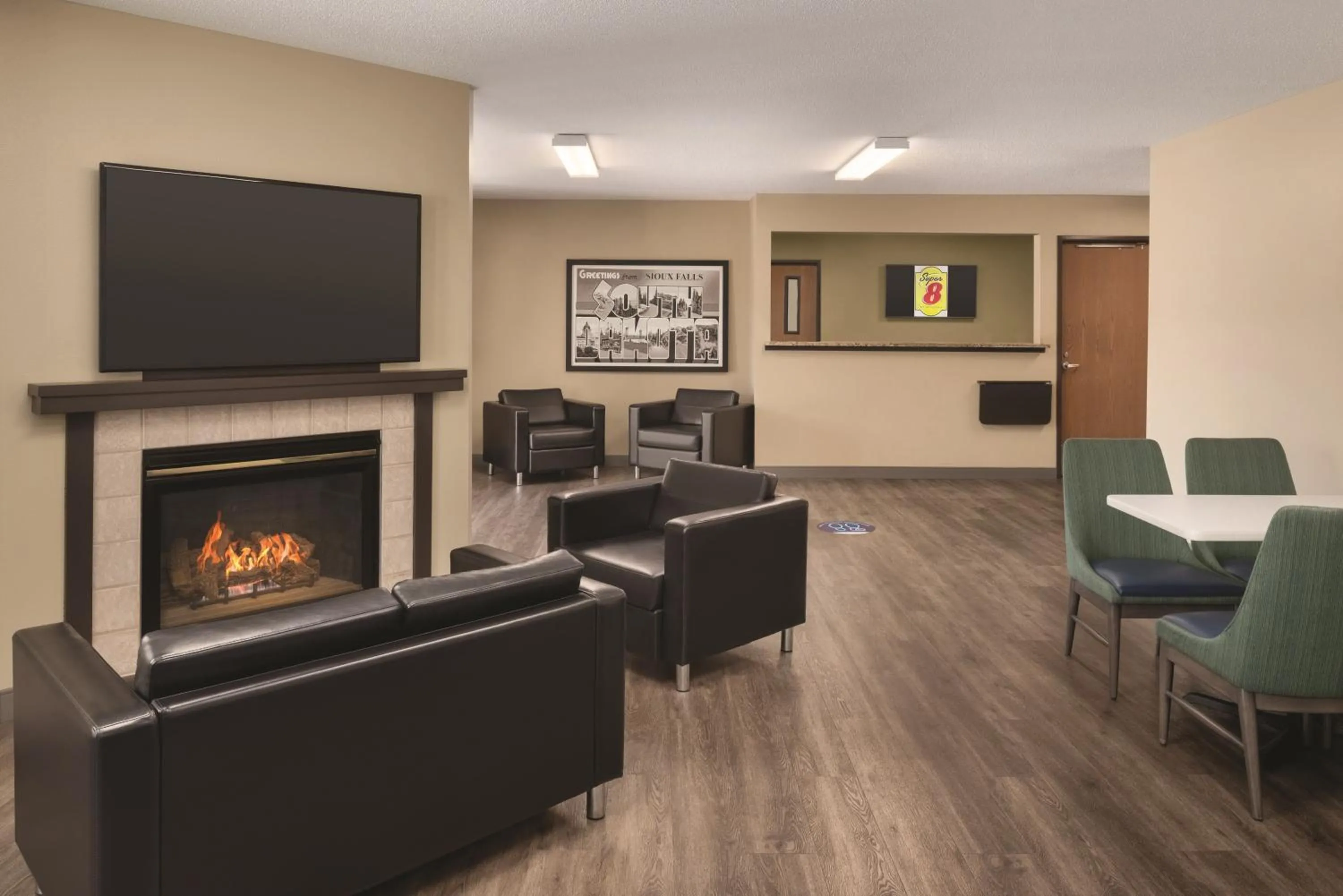 Super 8 by Wyndham Sioux Falls