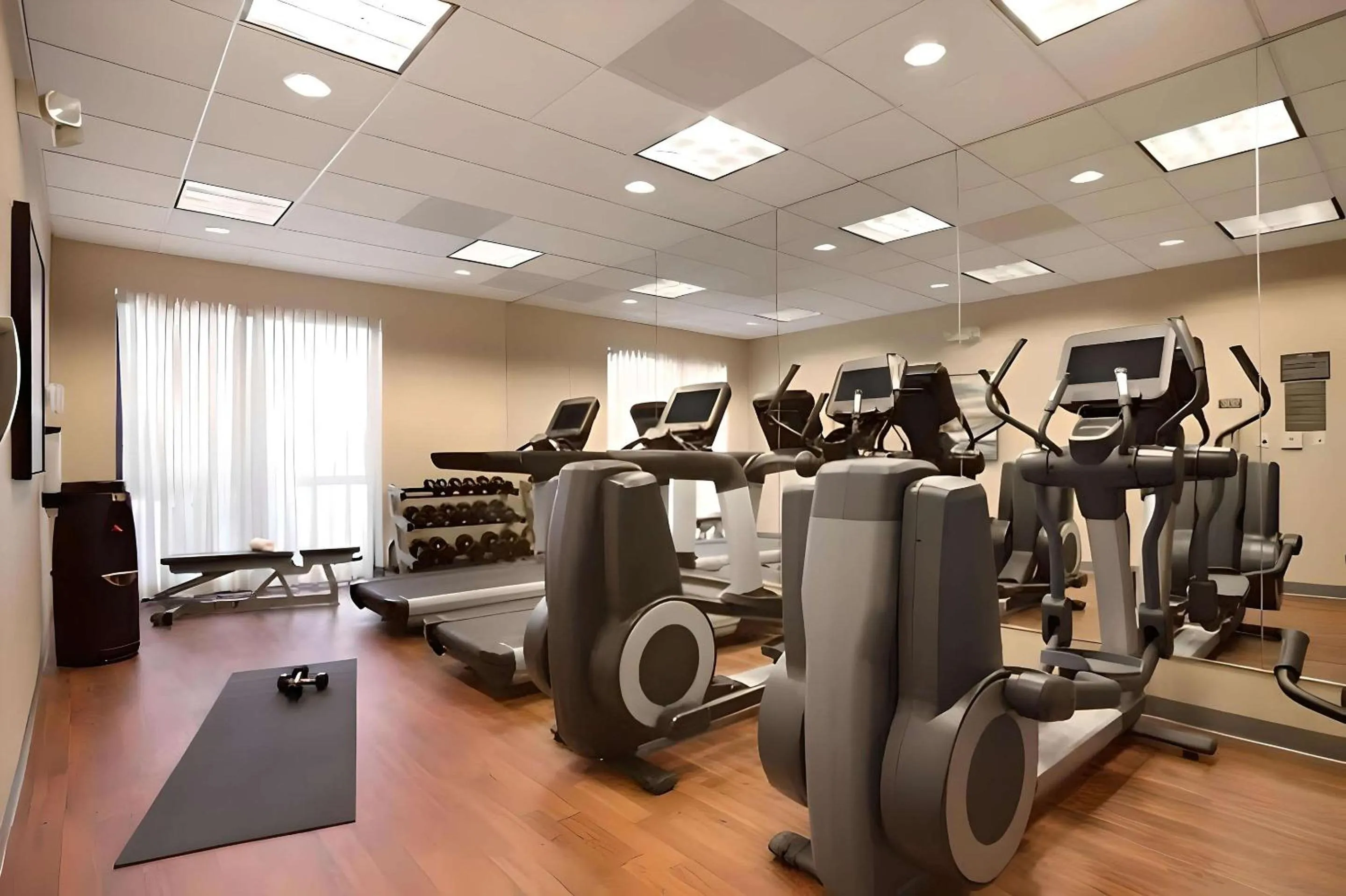 Fitness centre/facilities in Hyatt Place Milwaukee West