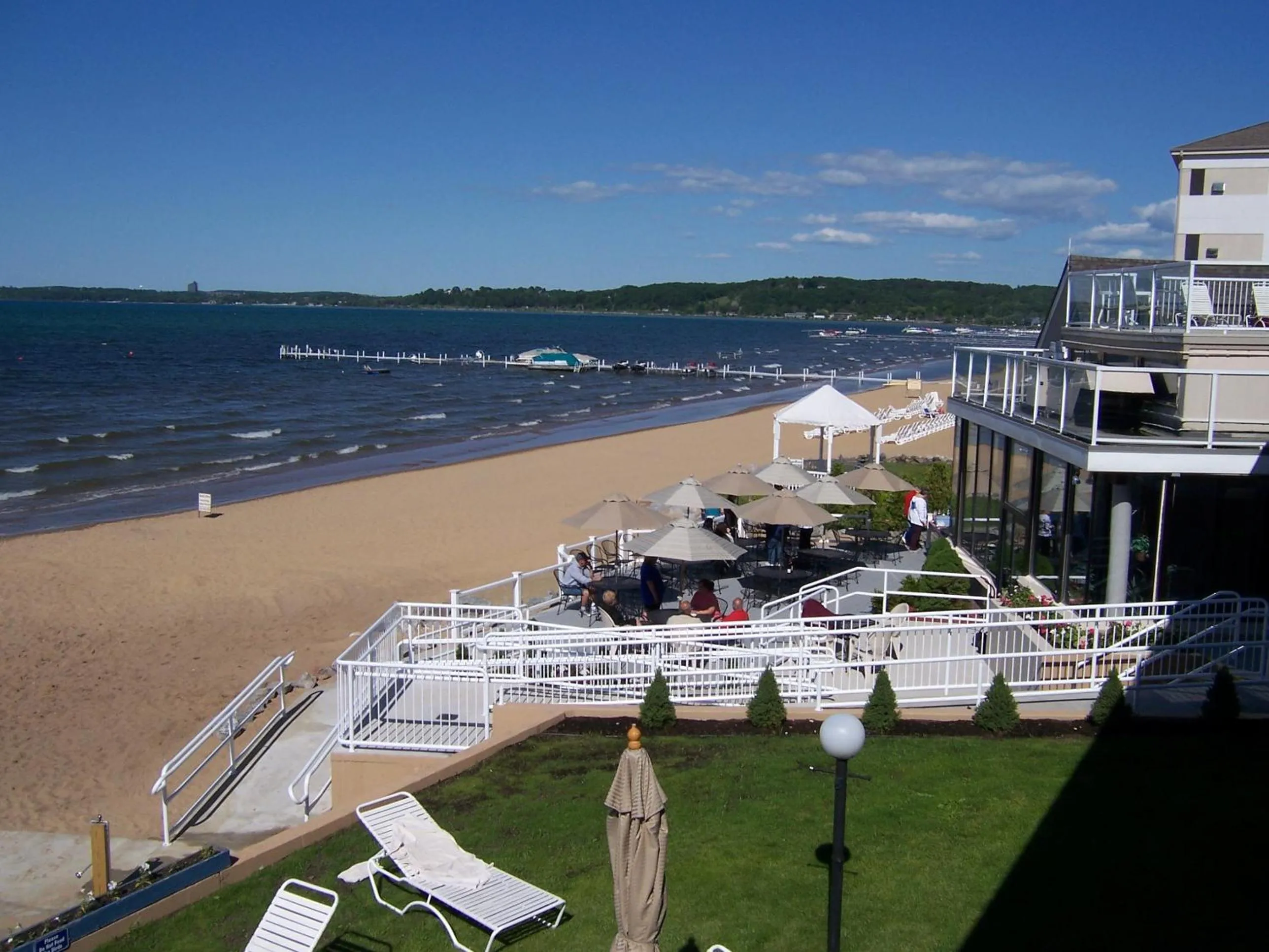 Beach in Pinestead Reef Resort