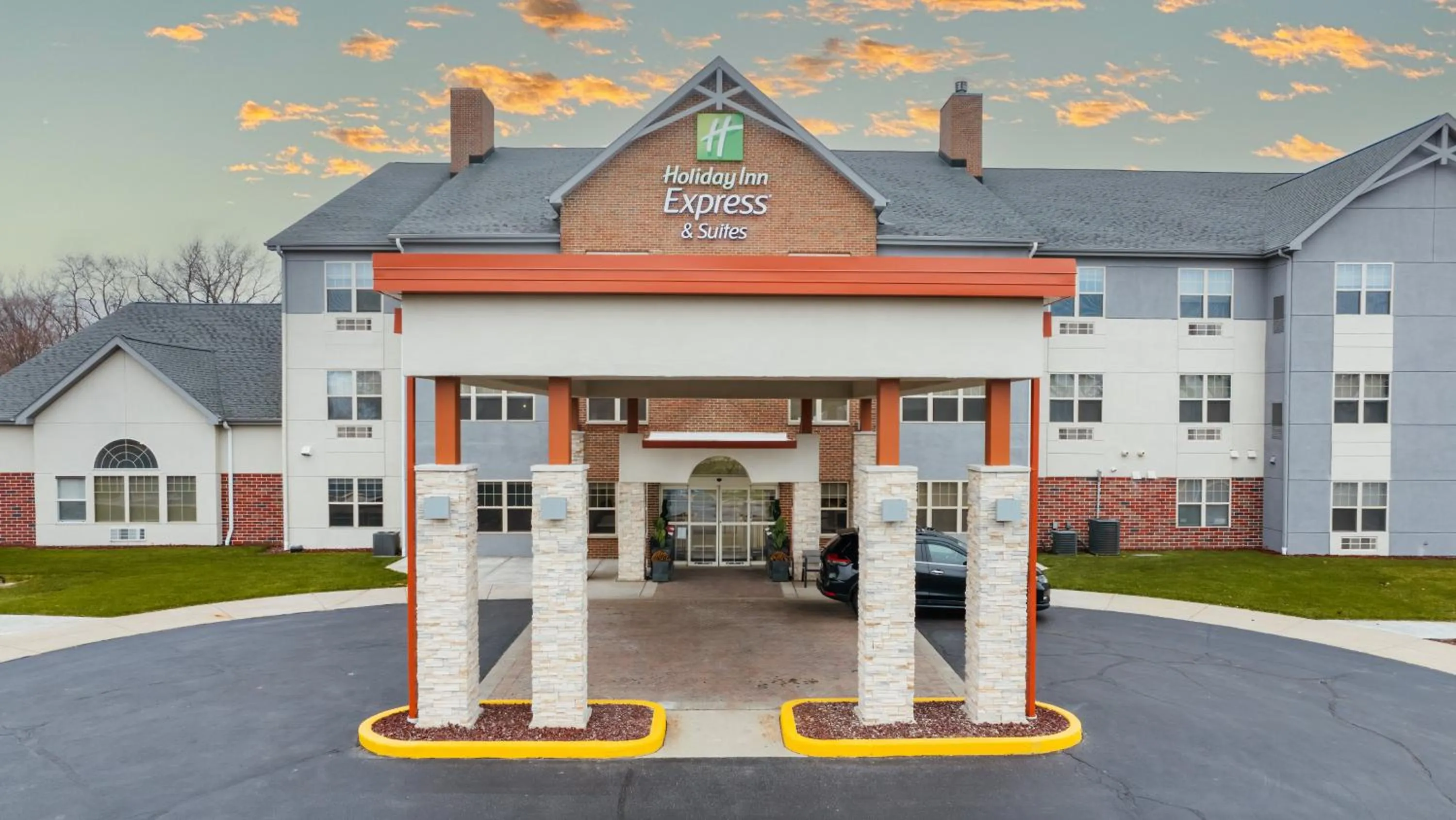 Property building in Holiday Inn Express & Suites Zion by IHG