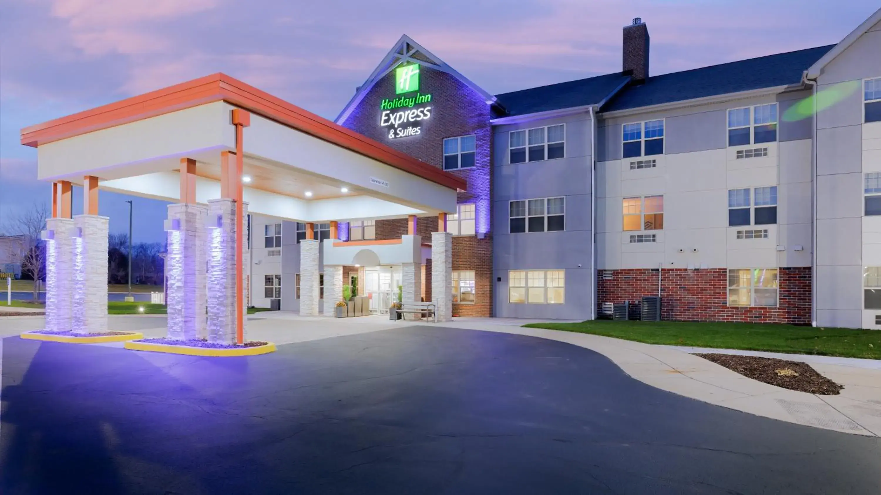 Holiday Inn Express & Suites Zion by IHG Holiday Inn Express & Suites Zion by IHG