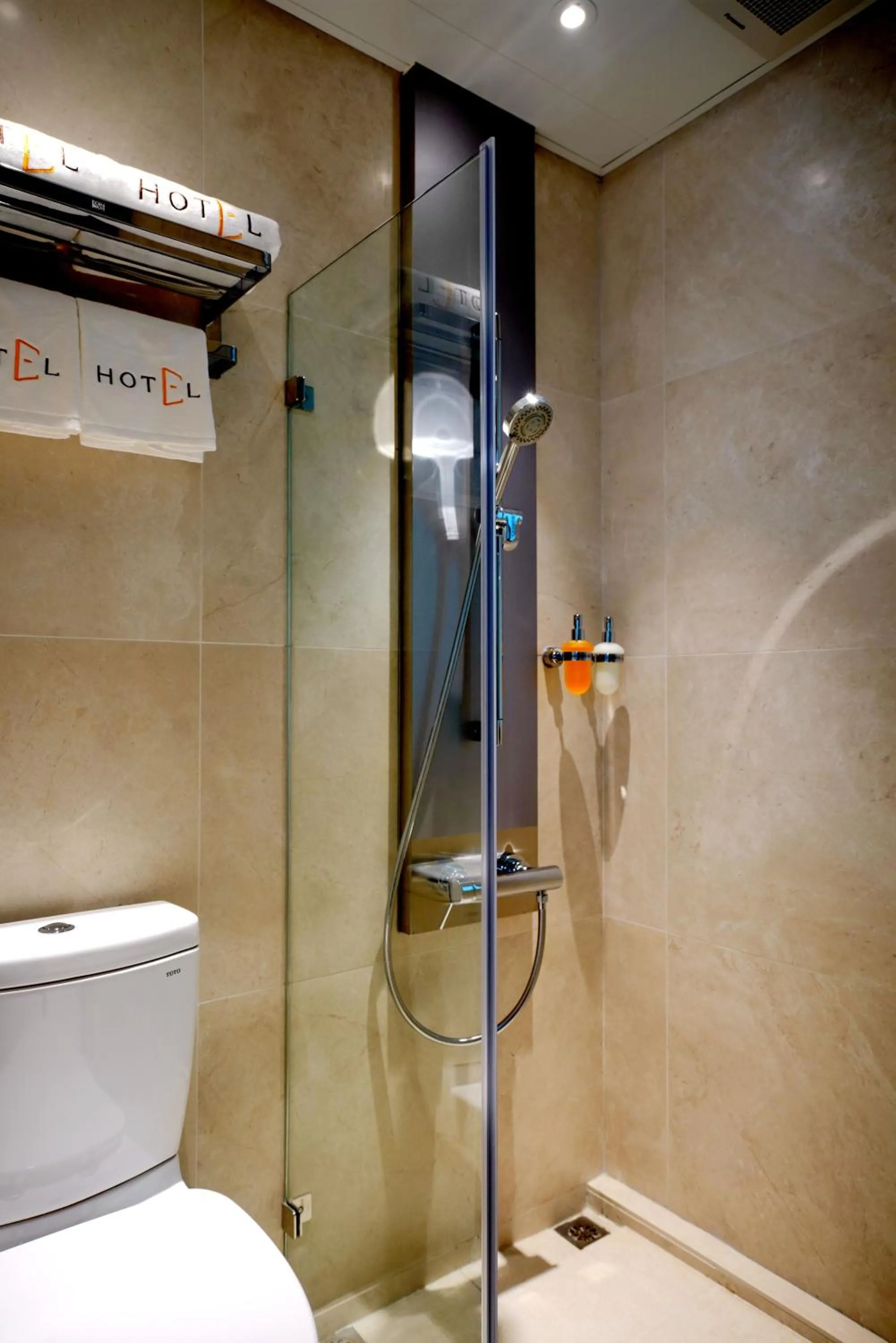 Shower, Bathroom in E Hotel
