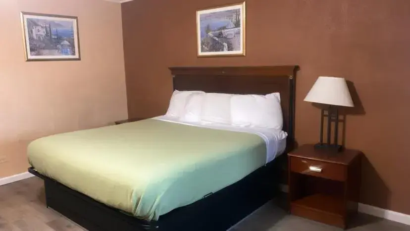 Bed in Travel Inn Bed in Travel Inn