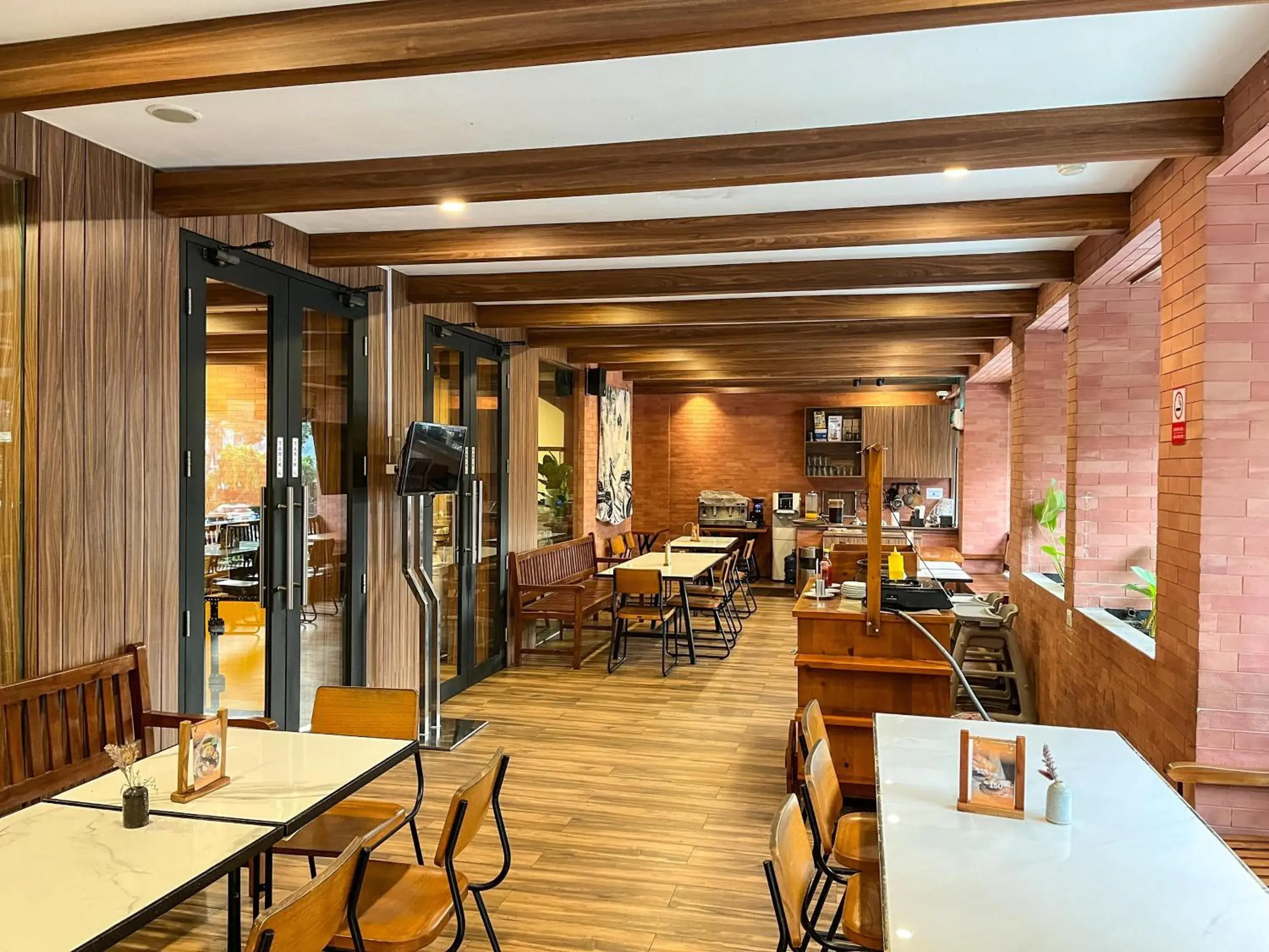 Restaurant/places to eat in All Nite & Day Kebon Jeruk Restaurant/places to eat in All Nite & Day Kebon Jeruk