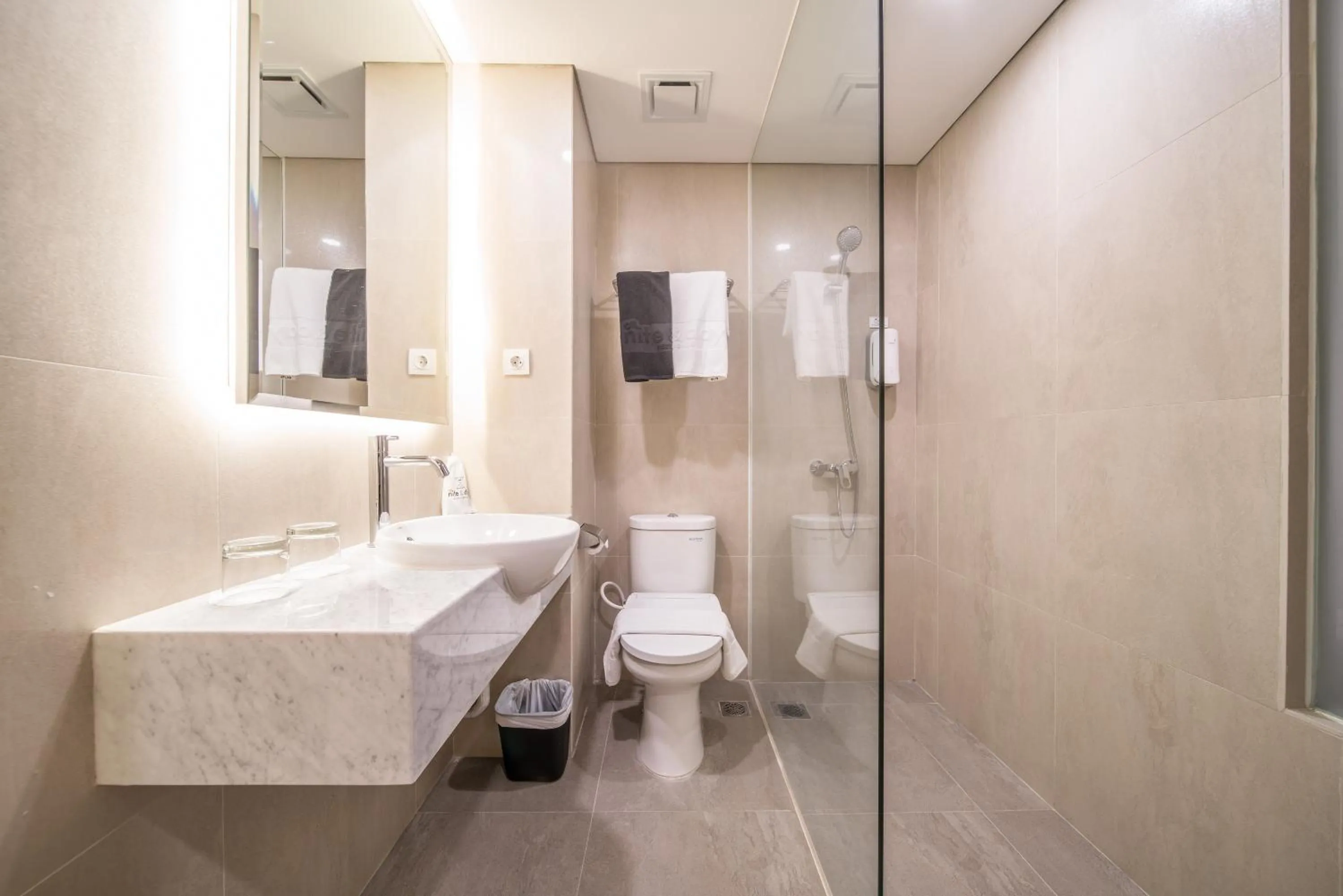 All Nite & Day Kebon Jeruk