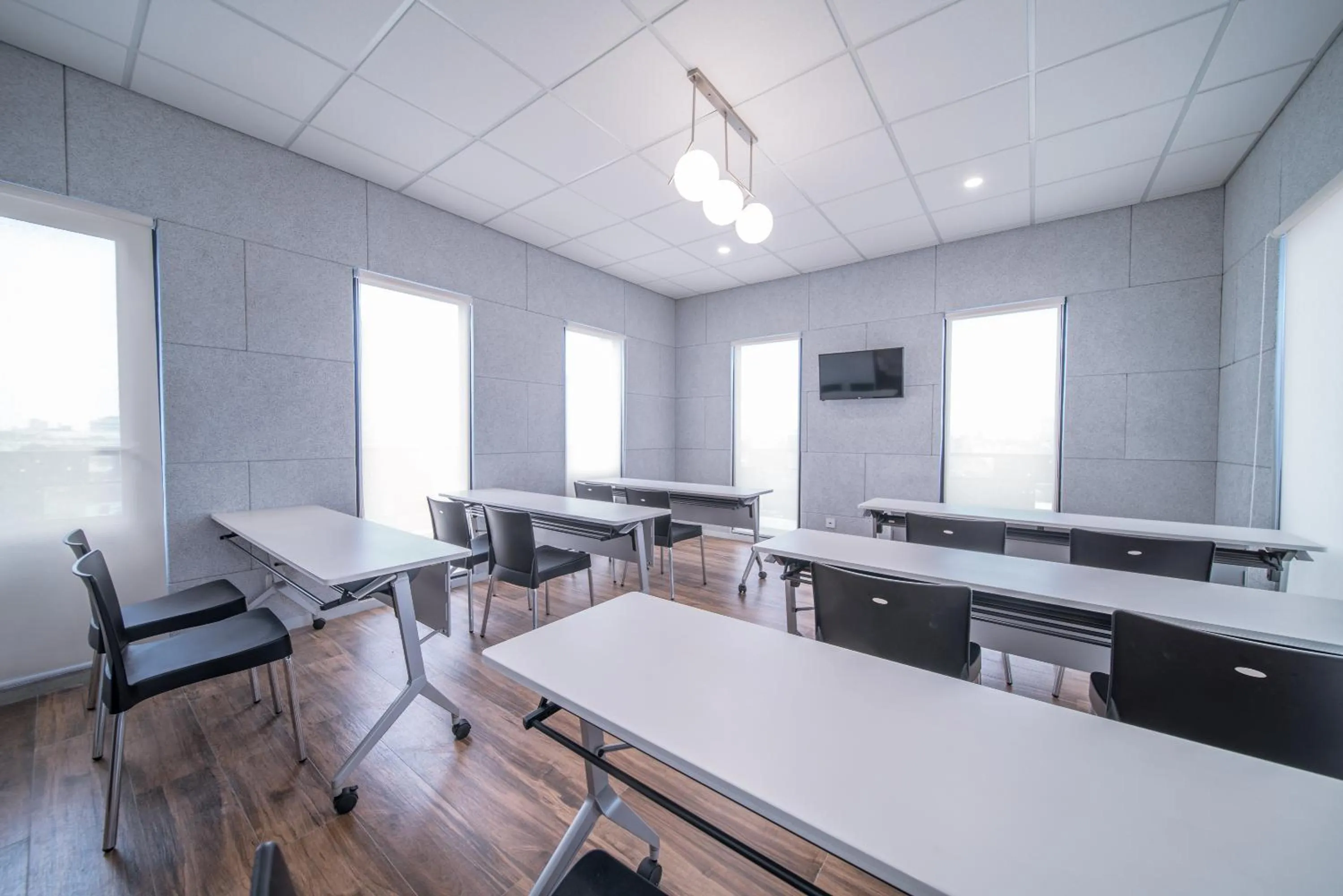 All Nite & Day Kebon Jeruk