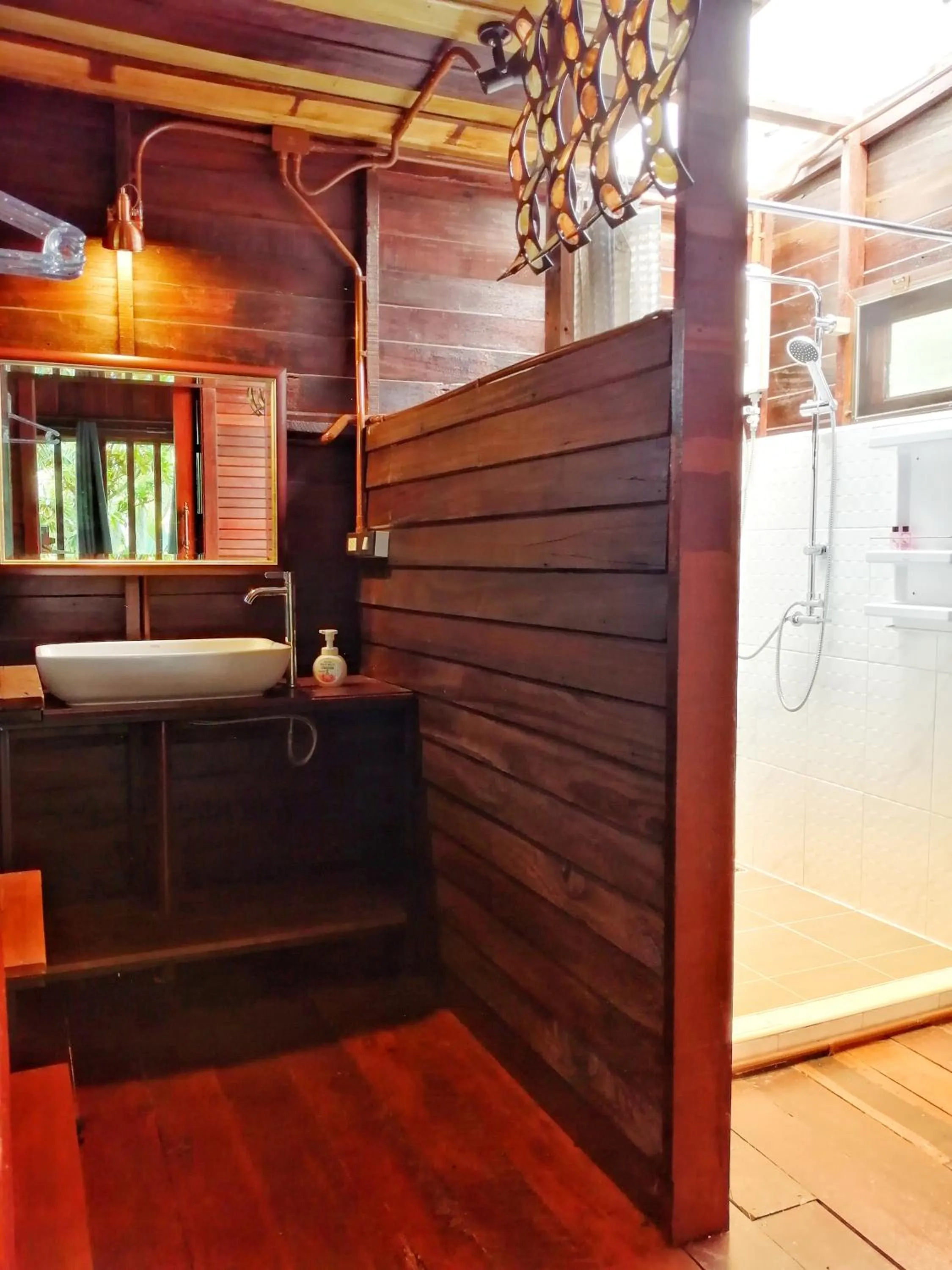 Rustic​ Charm​ Suphan​