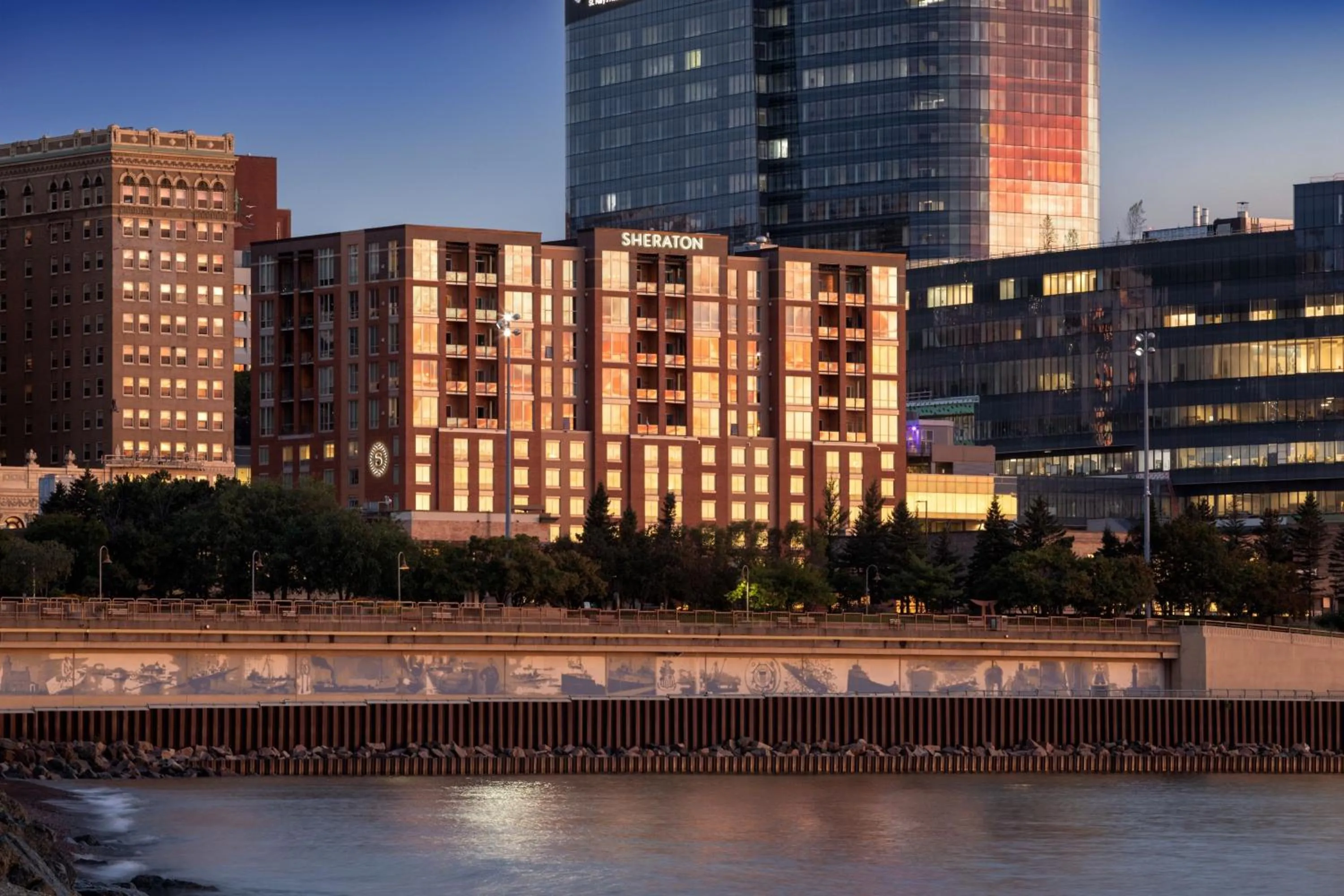 Property building in Sheraton Duluth Hotel