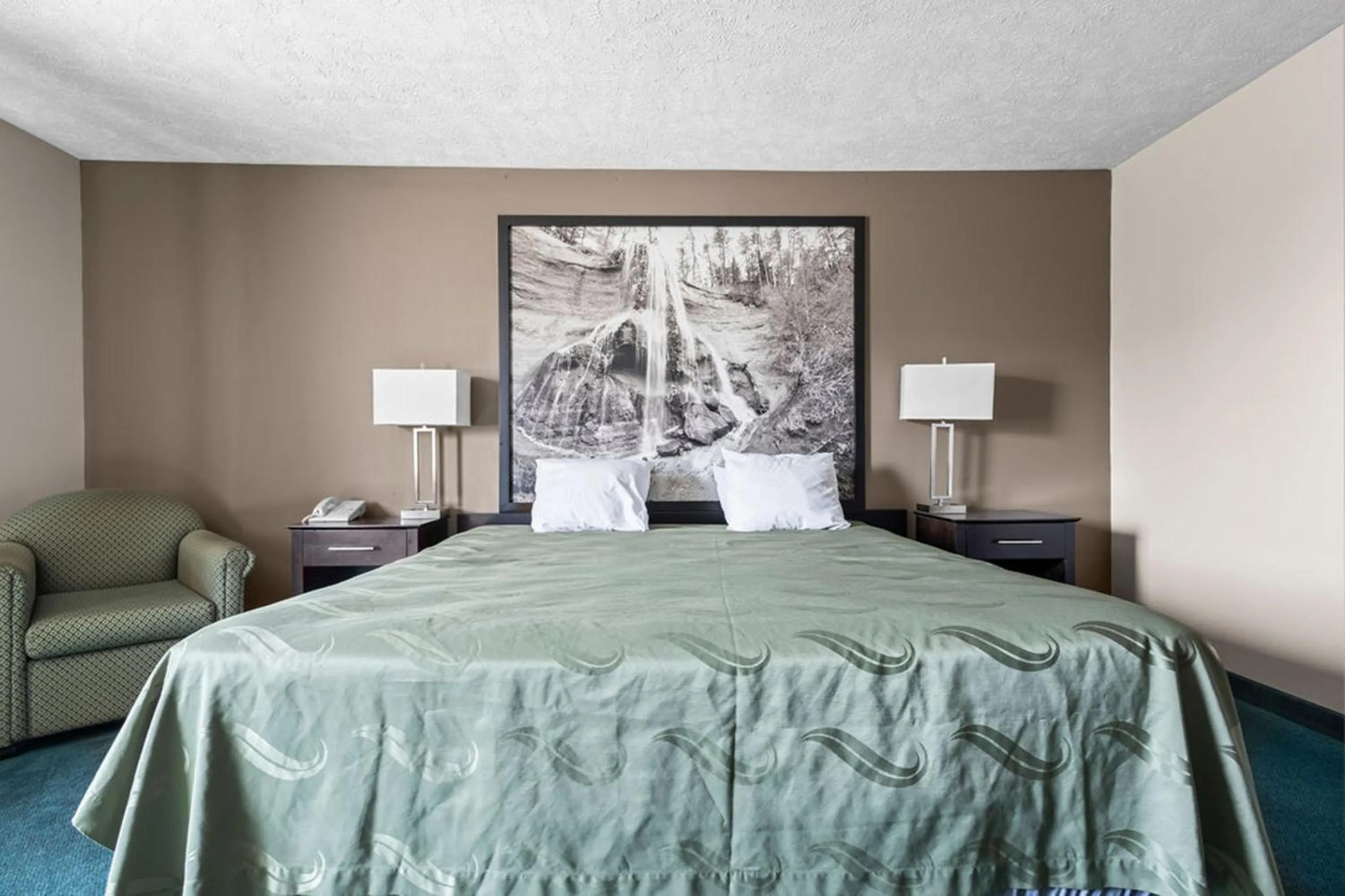 Bedroom, Bed in Burgundy Inn & Suites By OYO El Paso