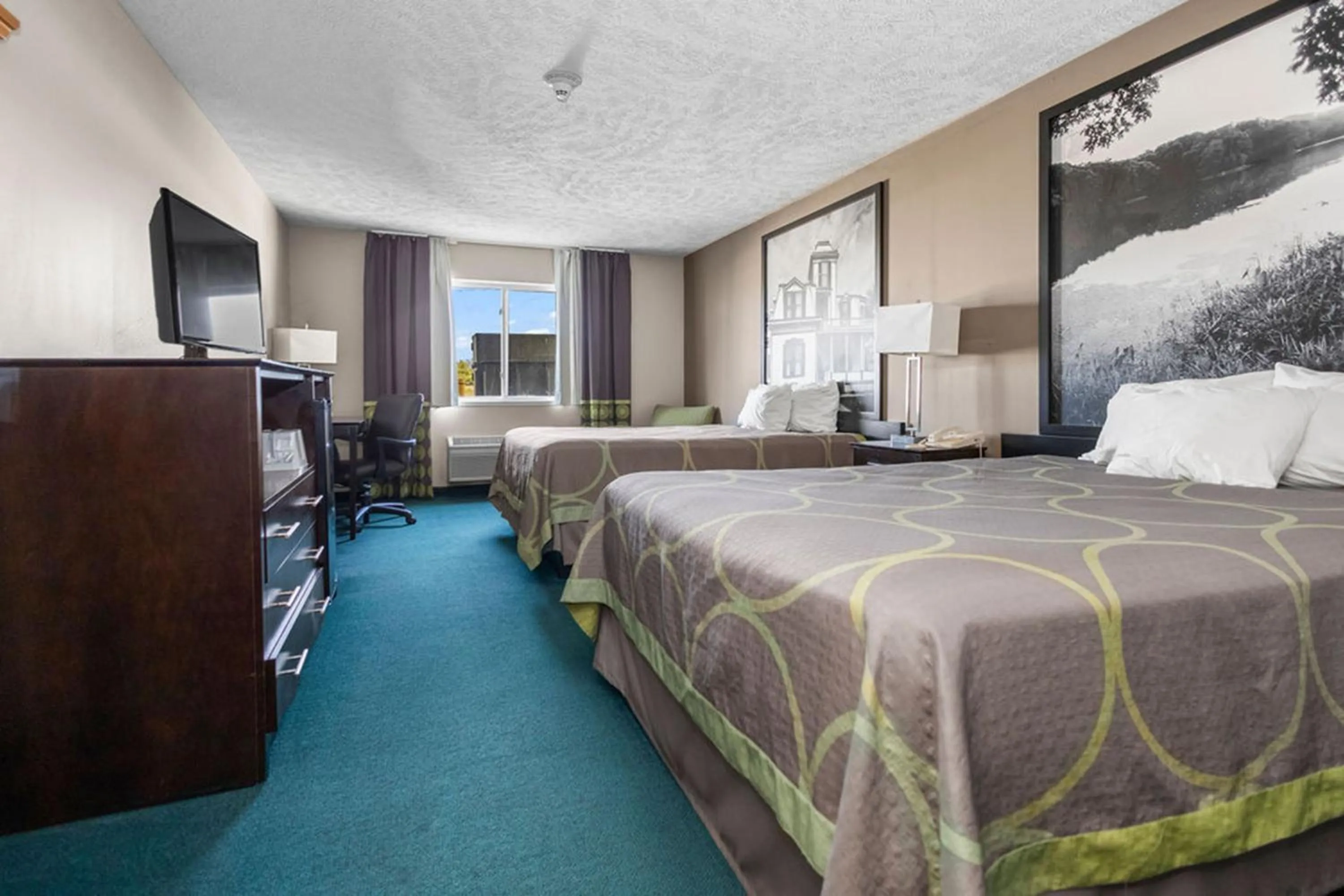 Bedroom, Bed in Burgundy Inn & Suites By OYO El Paso