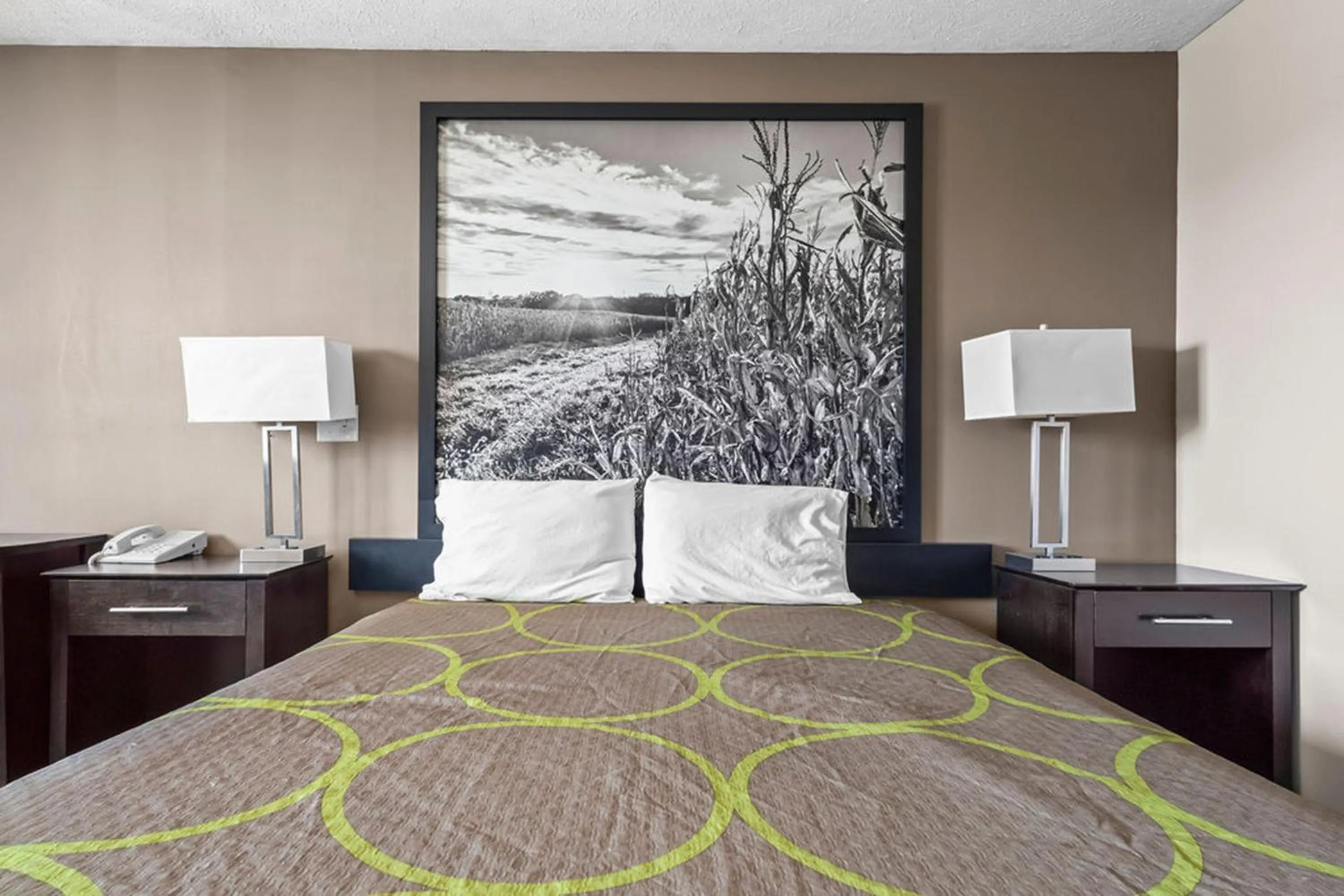 Bedroom, Bed in Burgundy Inn & Suites By OYO El Paso