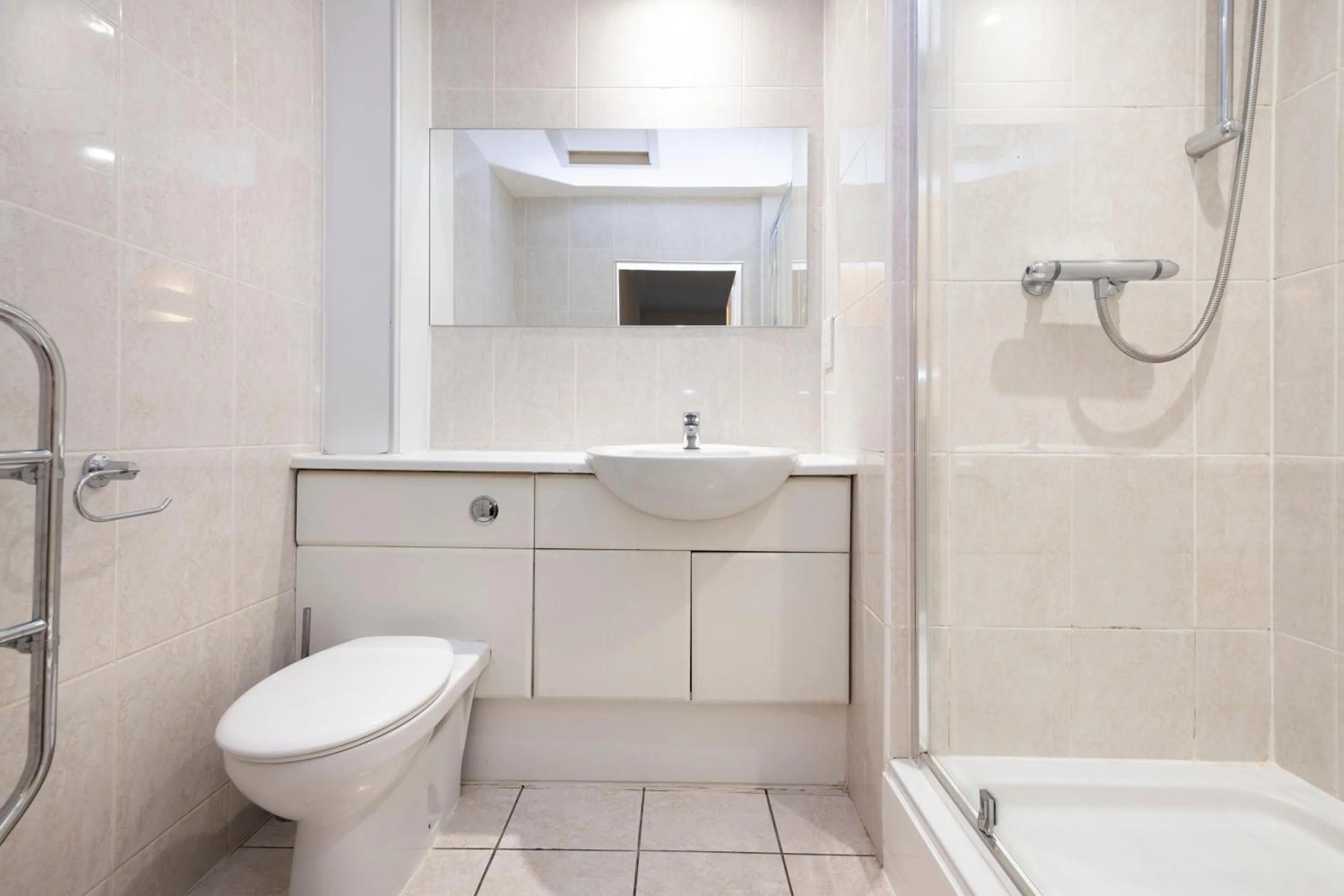 Shower in JOIVY Haymarket