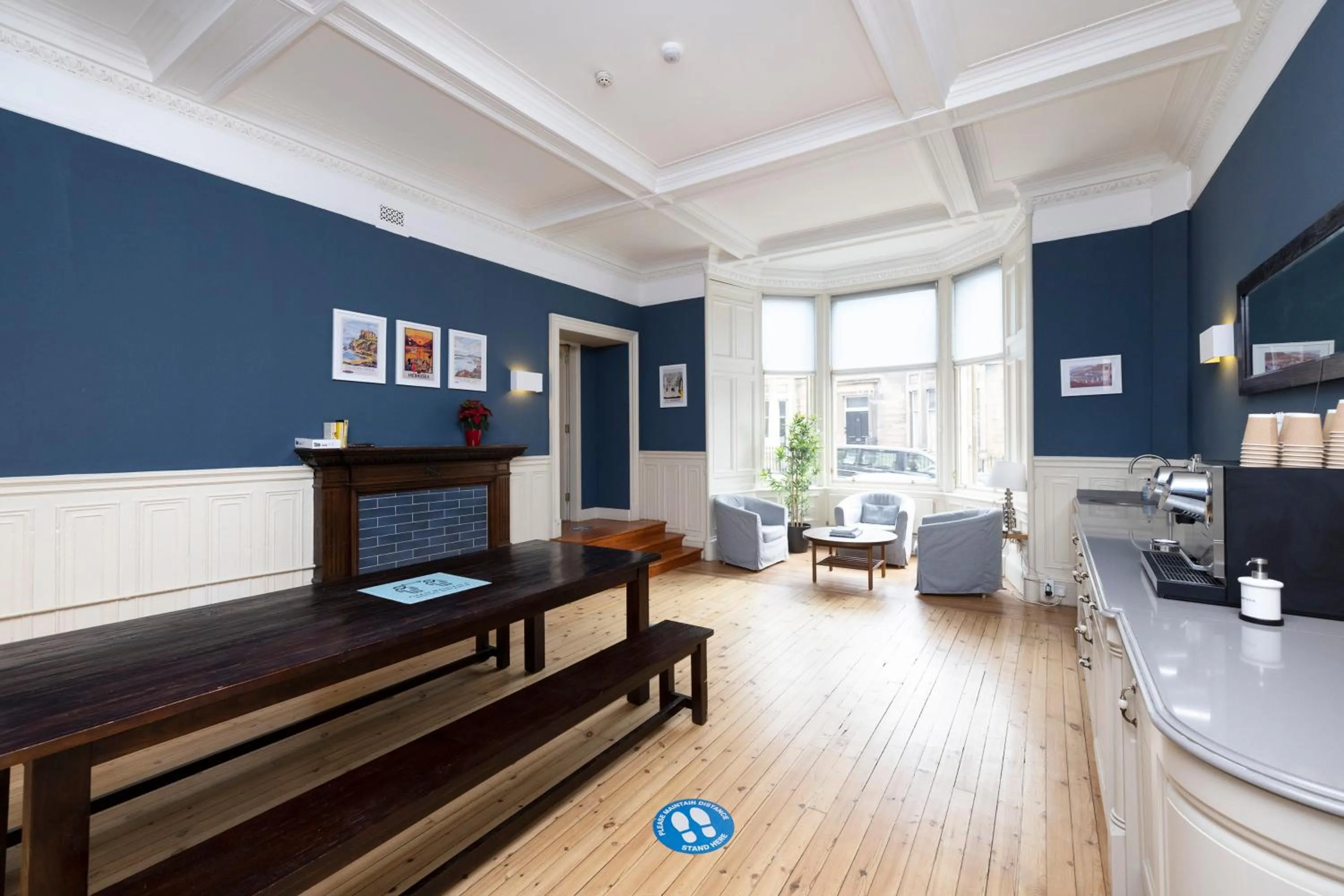 Seating area in JOIVY Haymarket