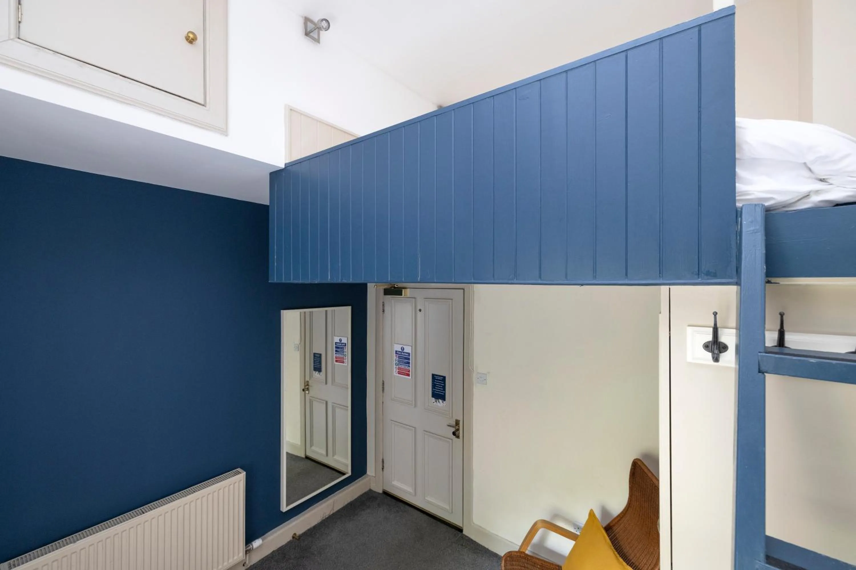 Bed in JOIVY Haymarket