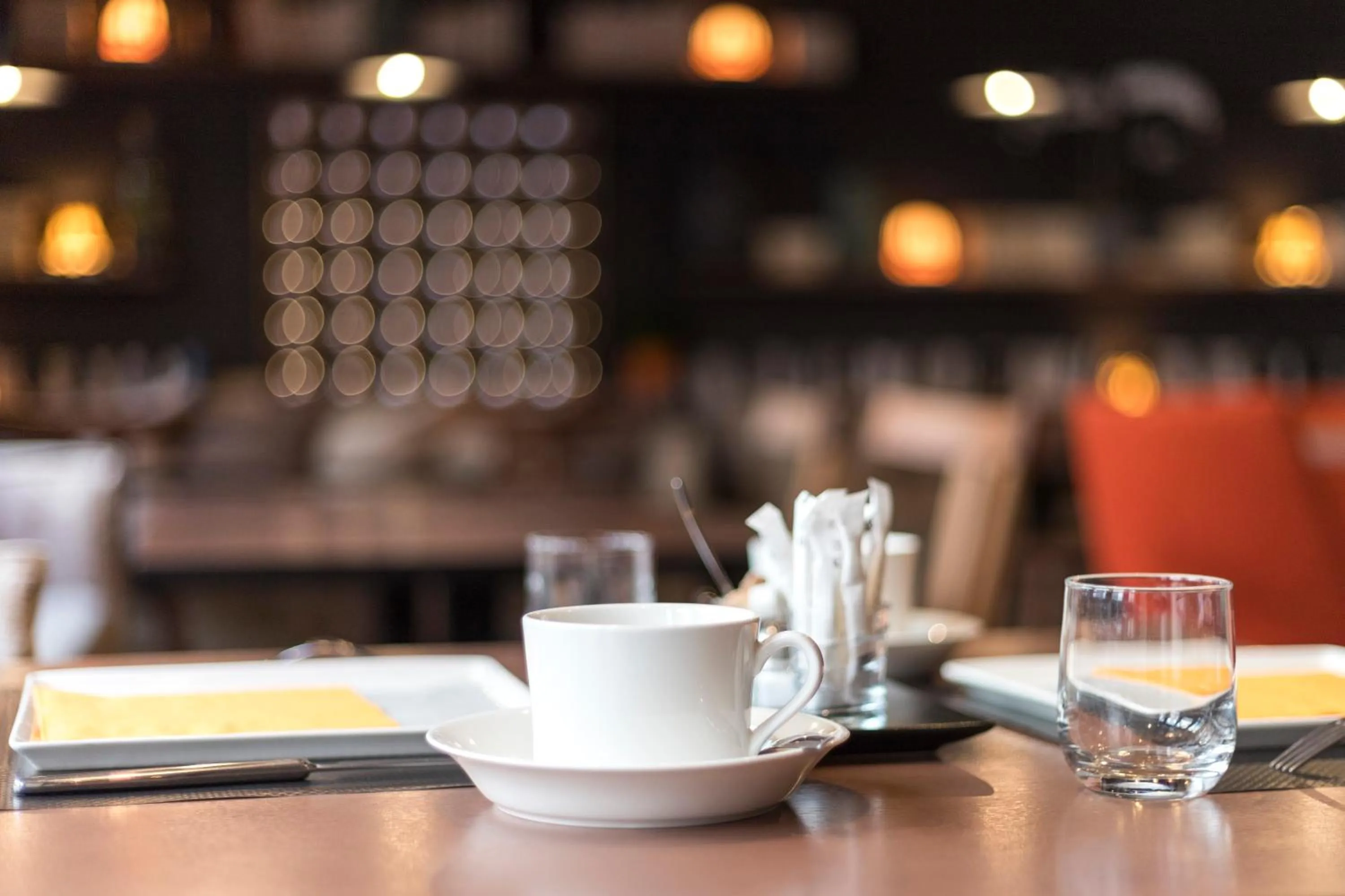 Breakfast in Hôtel L'Adresse - Entièrement rénové