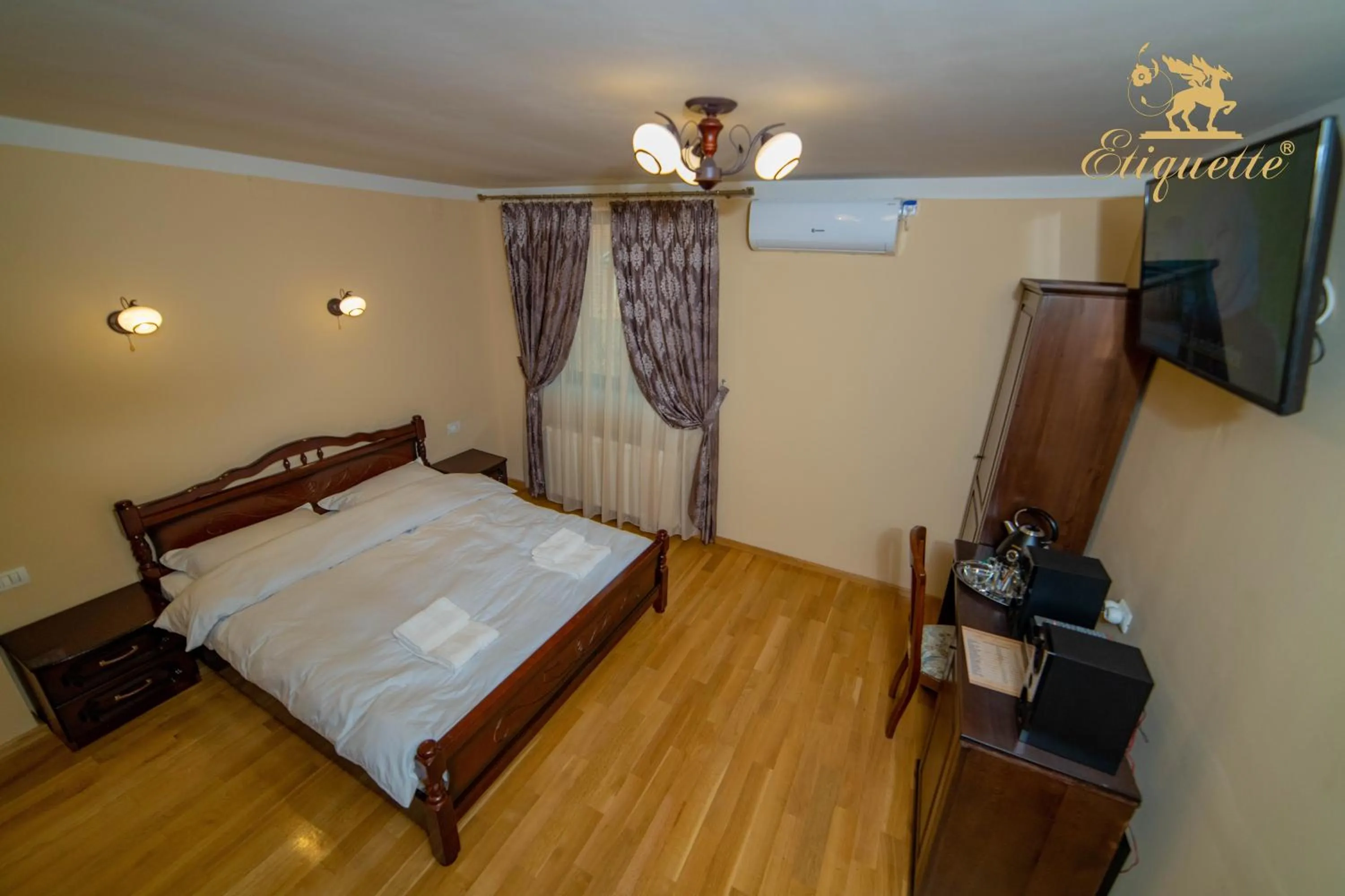 Bed in Villa Etiquette