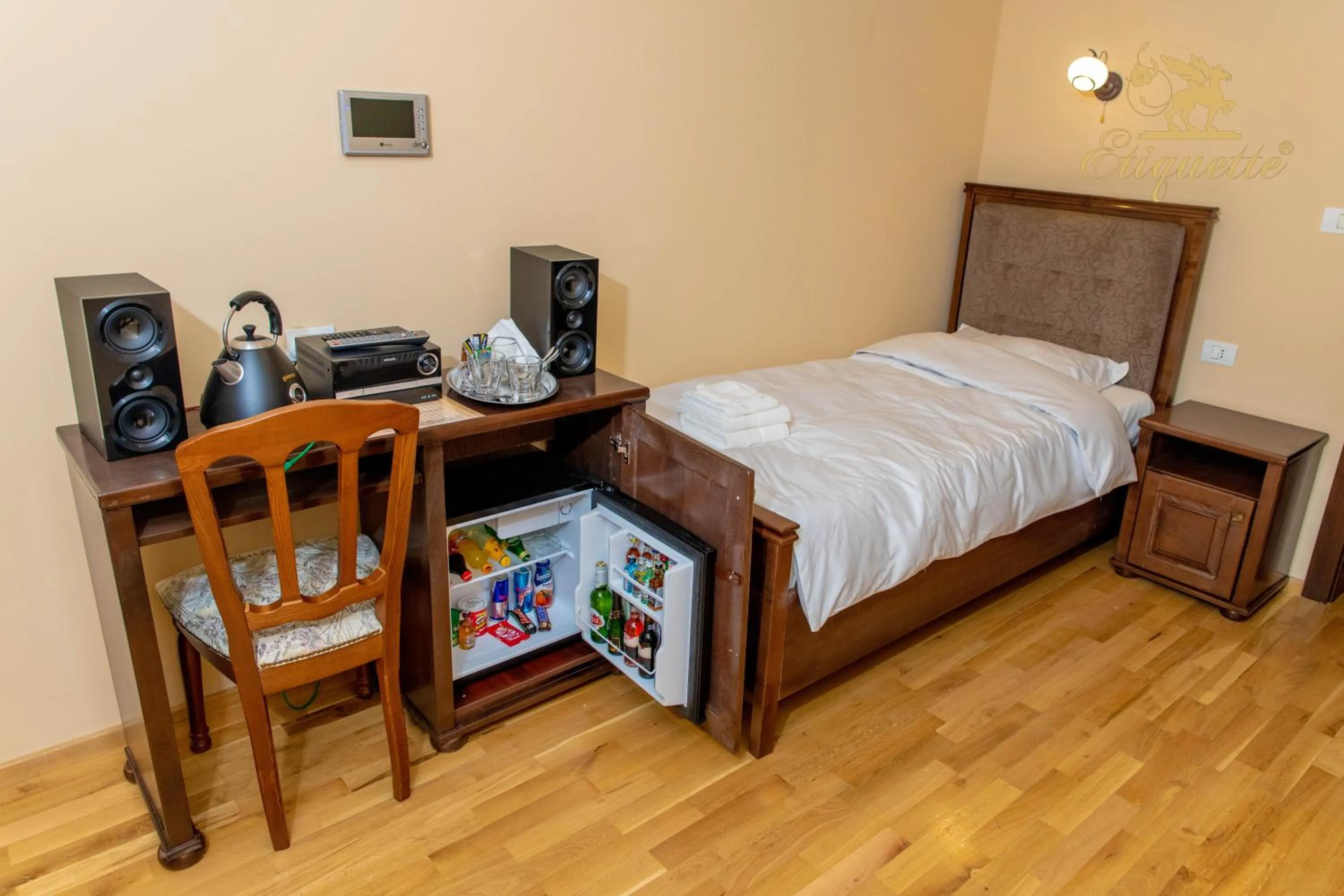 Bed in Villa Etiquette