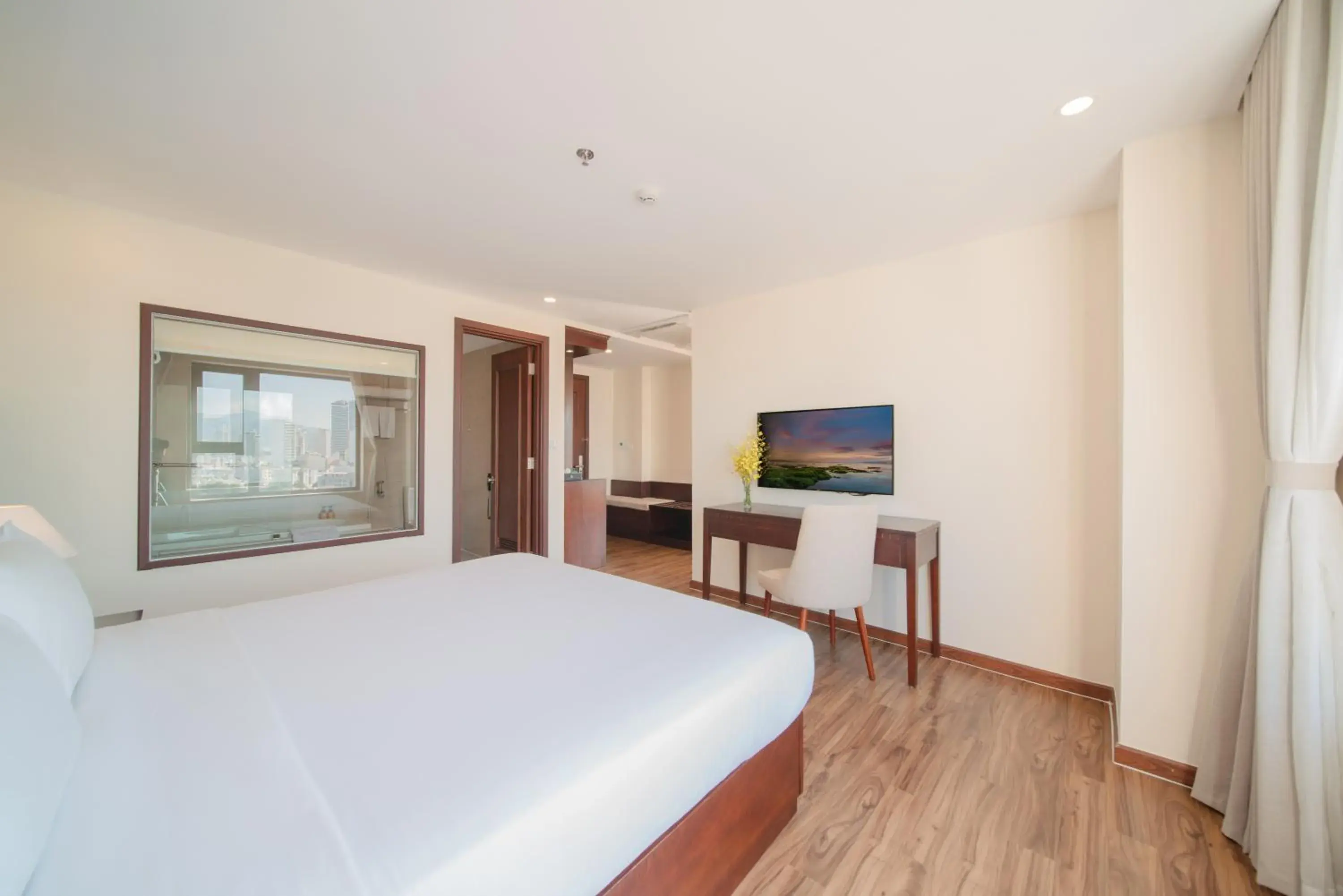 TV and multimedia, Bed in Florida Hotel TV and multimedia, Bed in Florida Hotel