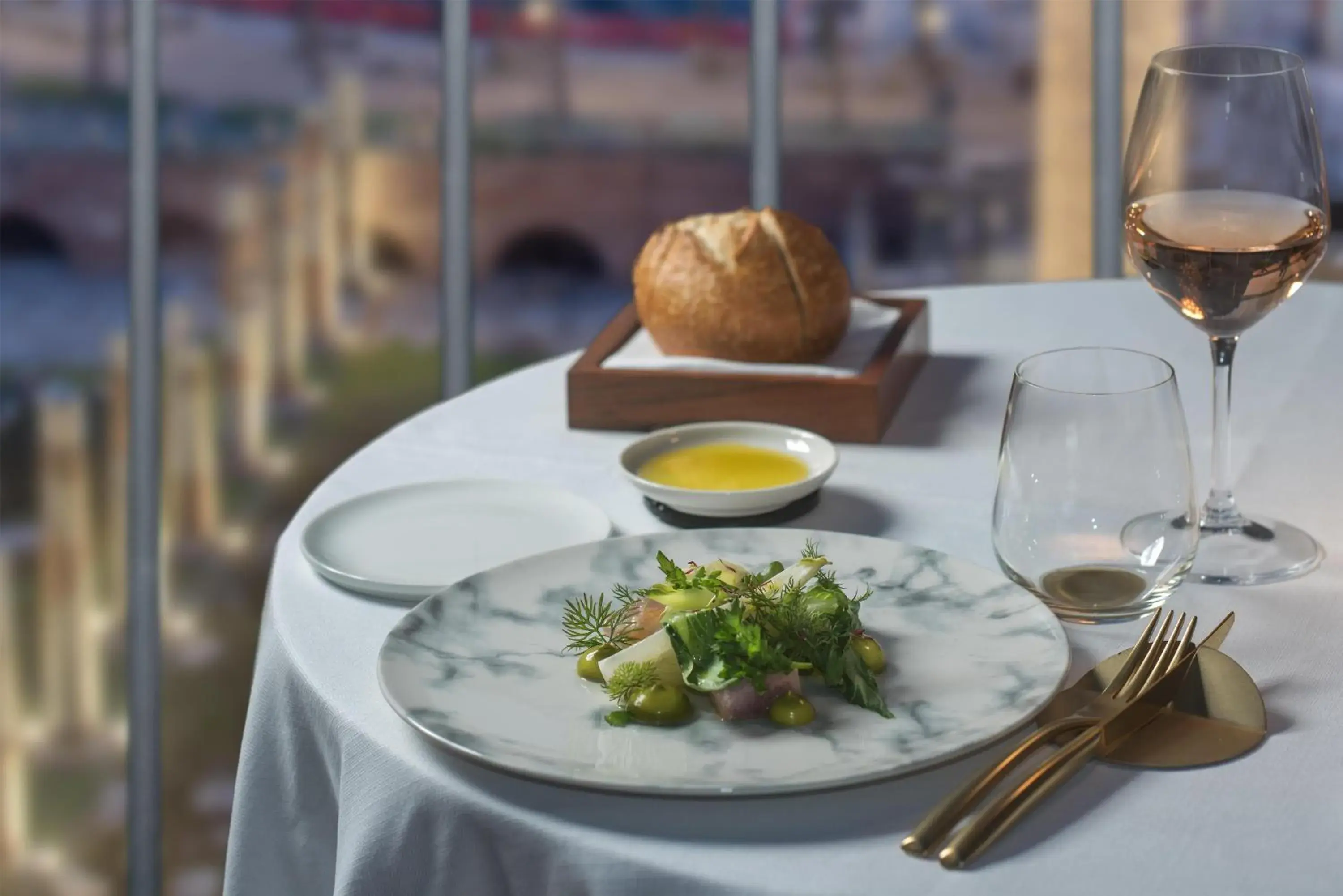 Restaurant/places to eat in NH Collection Roma Fori Imperiali Restaurant/places to eat in NH Collection Roma Fori Imperiali