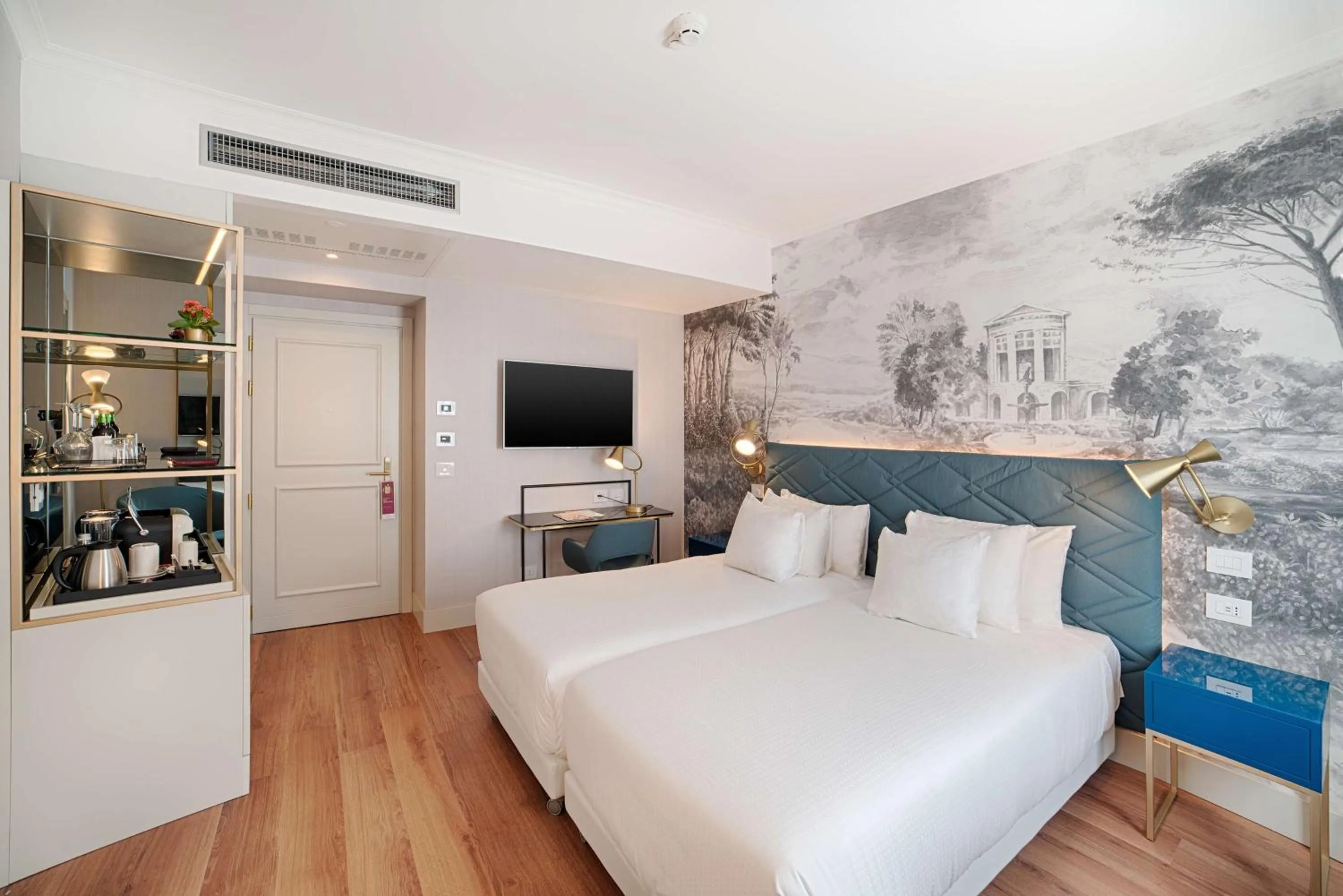 Bedroom, Bed in NH Collection Roma Fori Imperiali