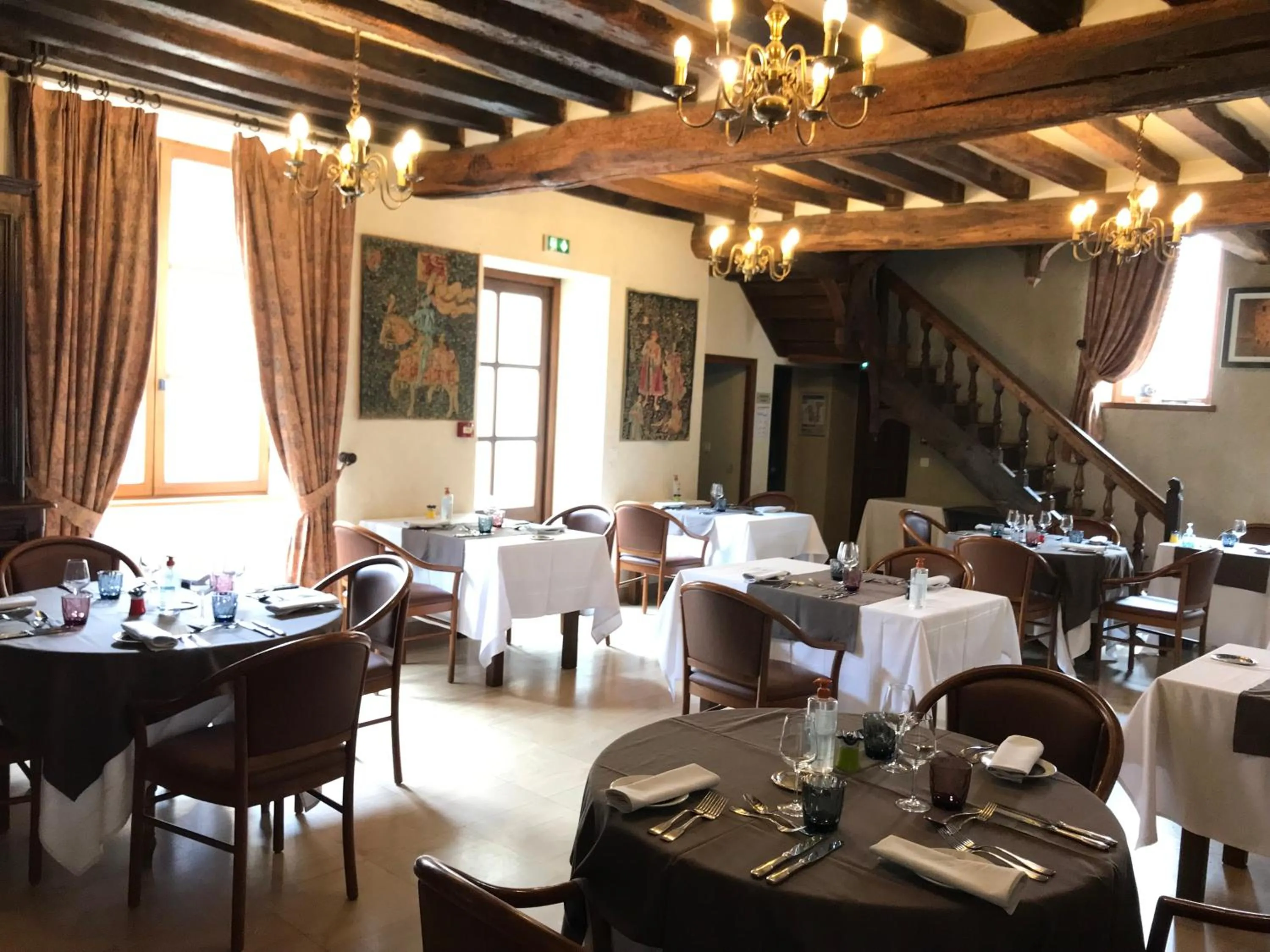 Restaurant/places to eat in LOGIS HOTEL - Le Relais Saint Vincent
