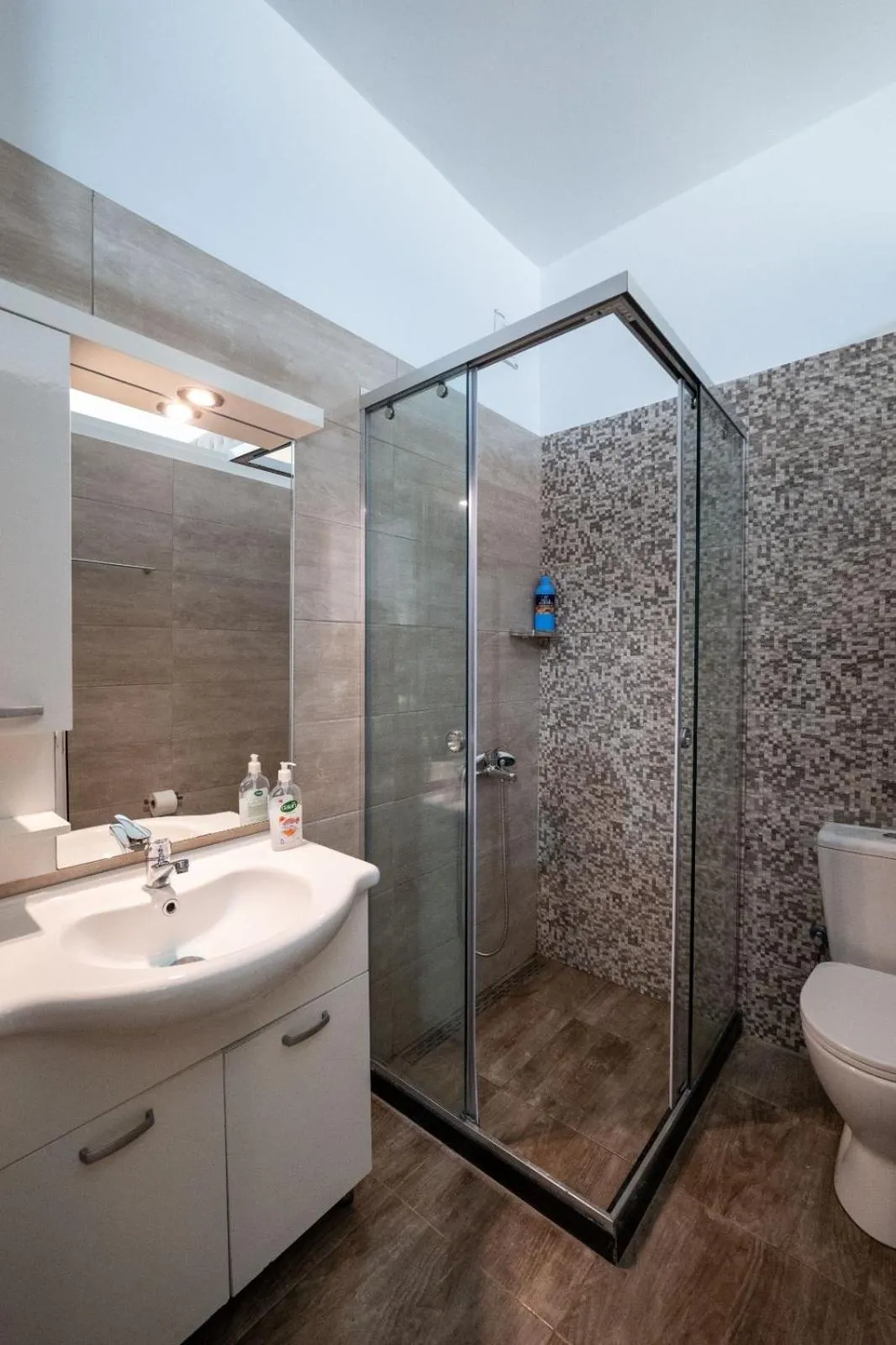 Bathroom in Hotel Esmerald Ksamil