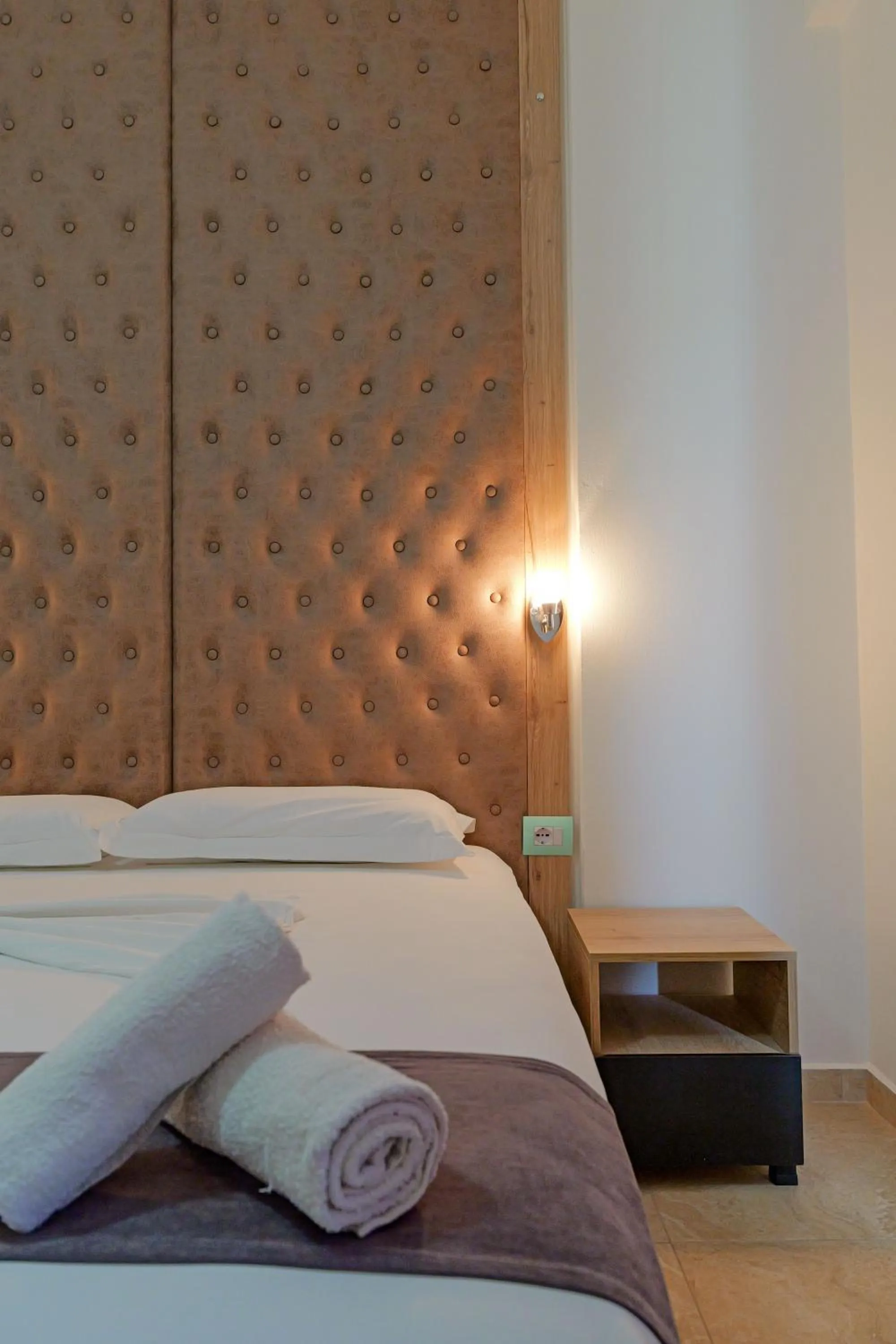 Bedroom, Bed in Hotel Esmerald Ksamil