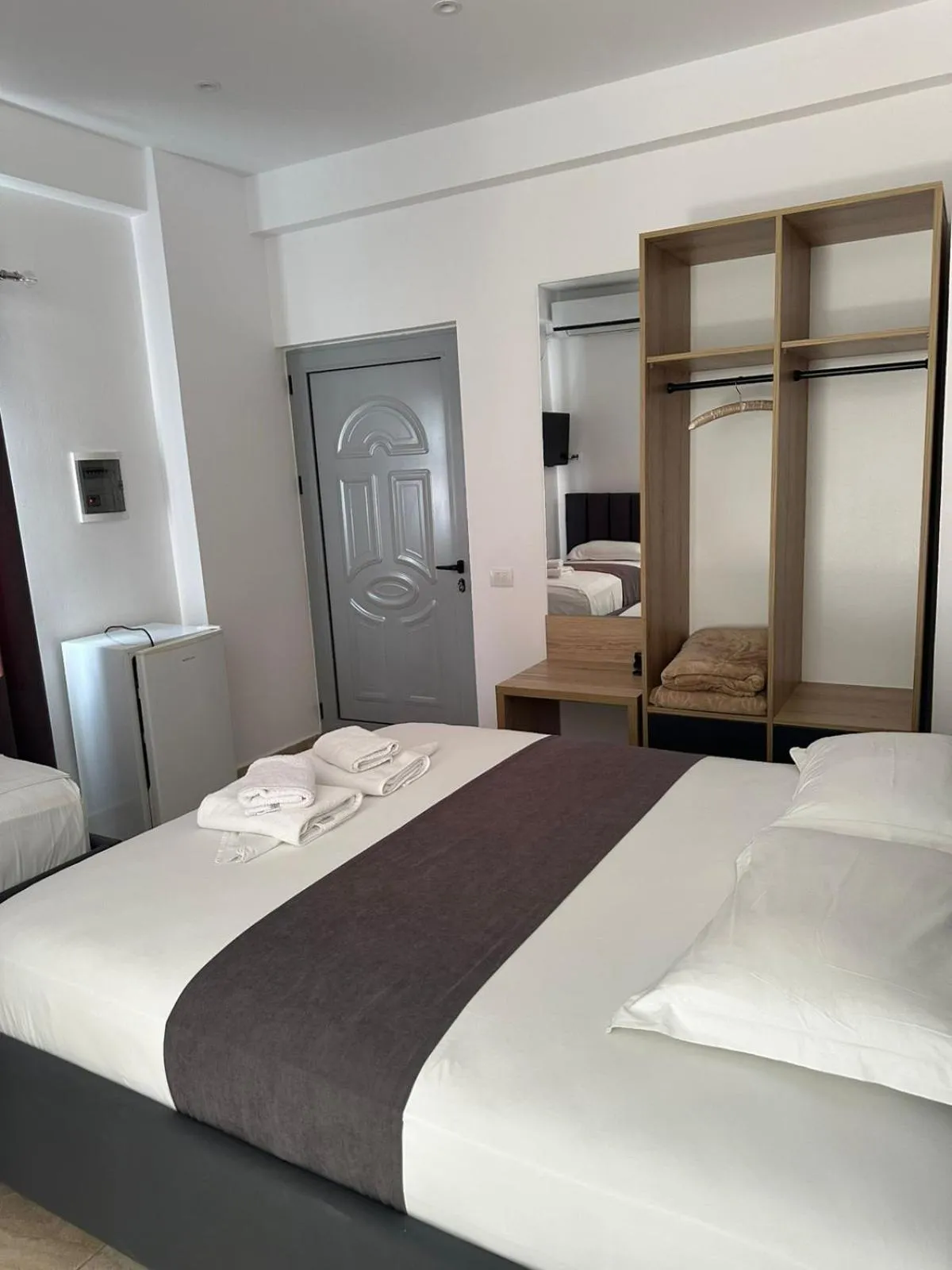 Bed in Hotel Esmerald Ksamil