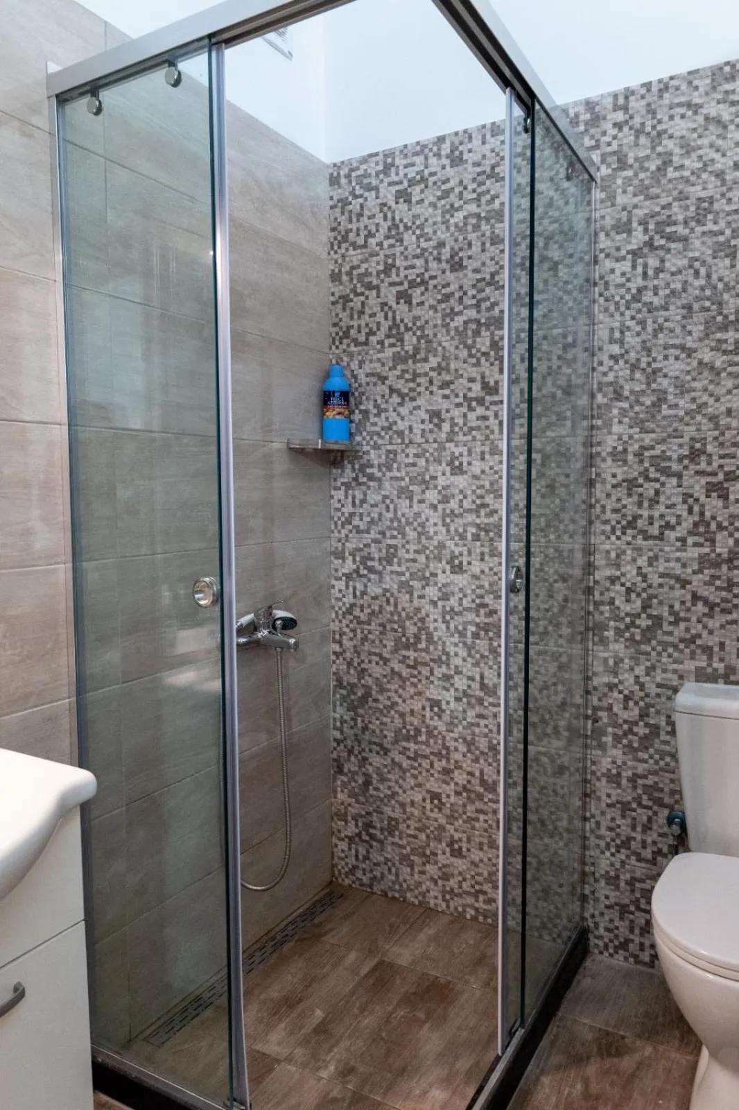 Bathroom in Hotel Esmerald Ksamil