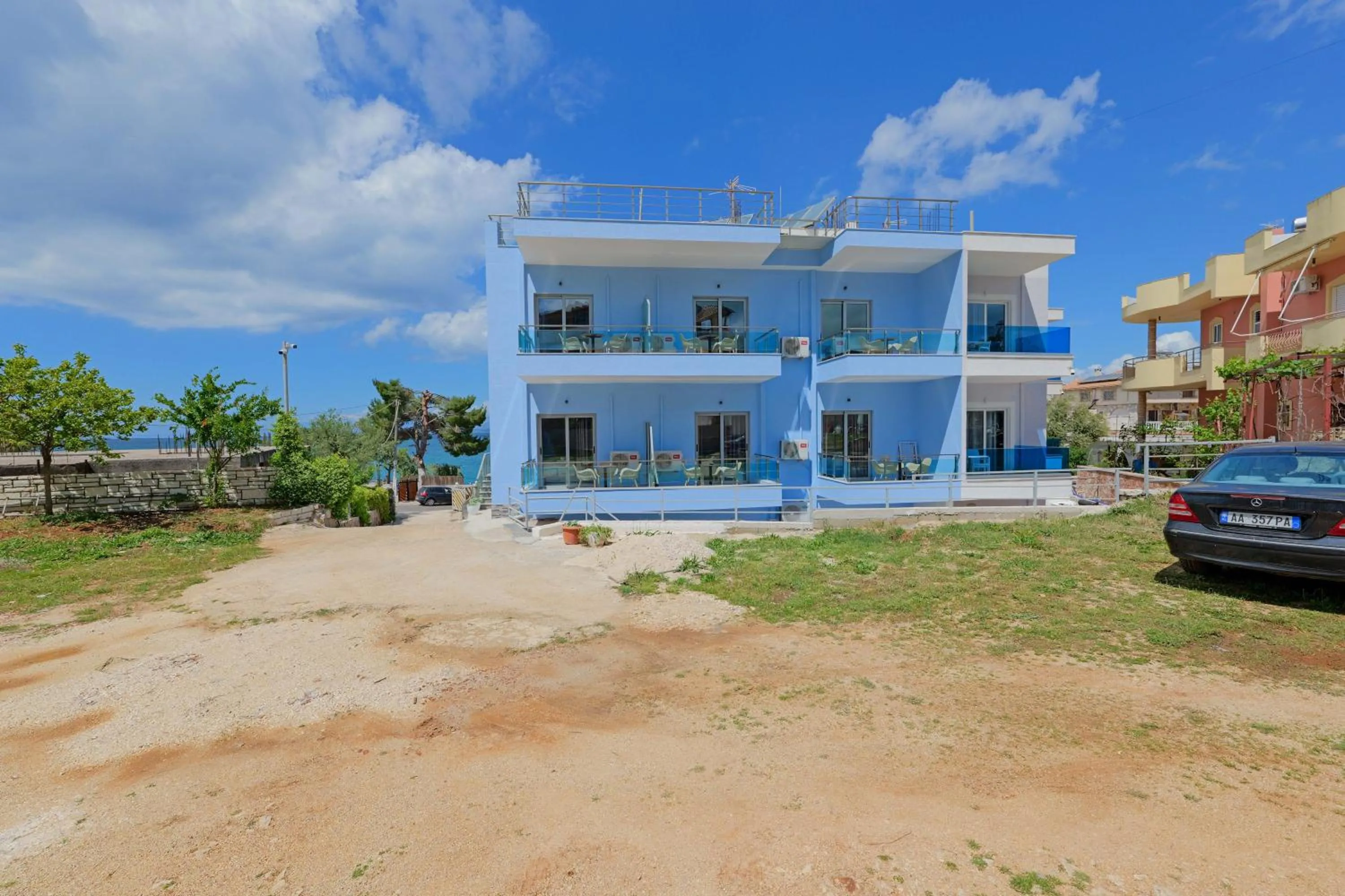 Property building in Hotel Esmerald Ksamil