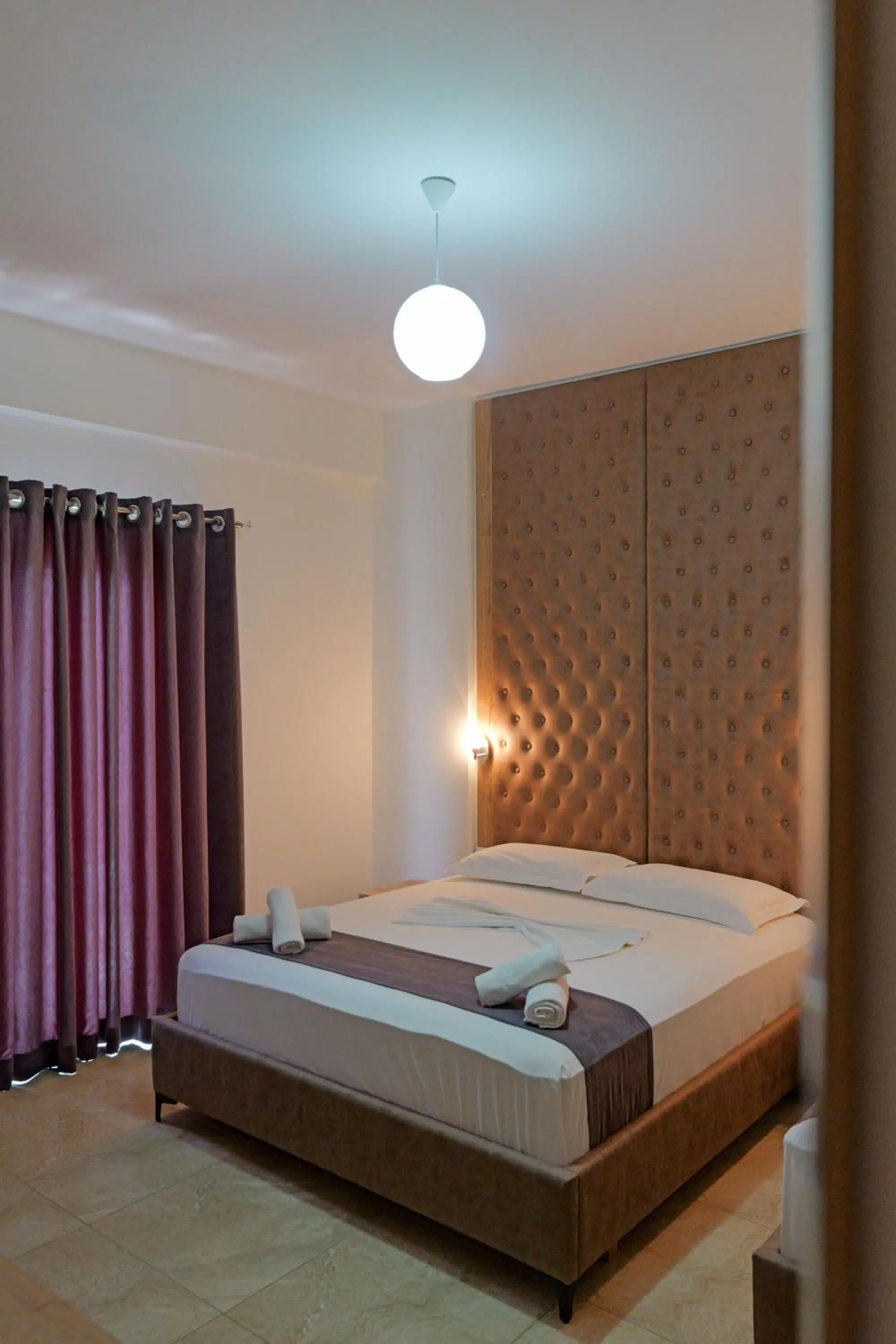 Bed in Hotel Esmerald Ksamil