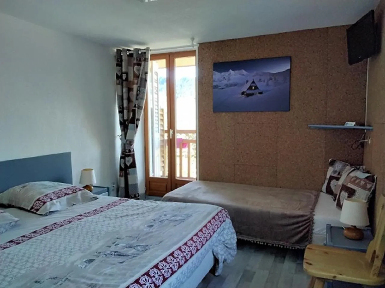 Bedroom, Bed in Hôtel Le Beauséjour