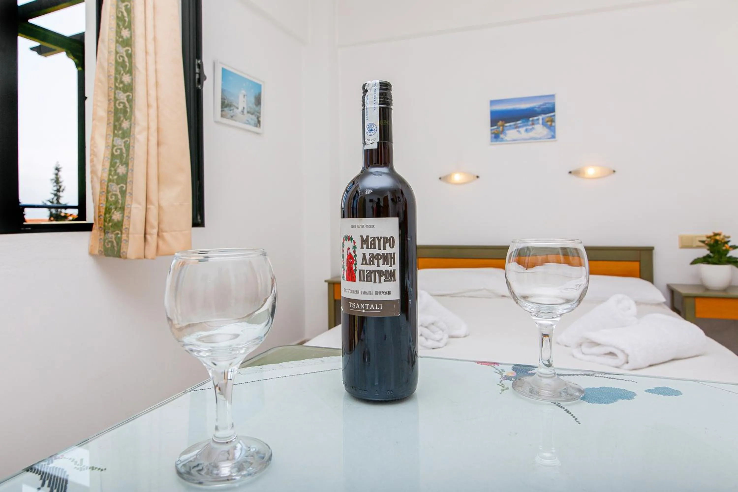 Decorative detail in Dionysos Apartments & Studios