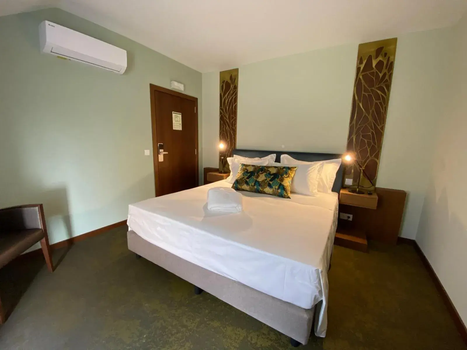Double Room with Balcony in Casa do Vidoeiro Double Room with Balcony in Casa do Vidoeiro