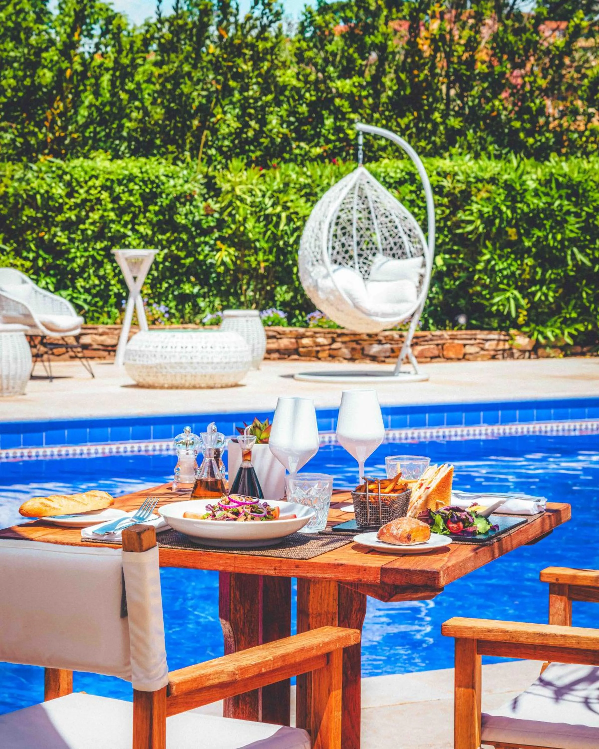 Restaurant/places to eat in Hôtel La Mandarine